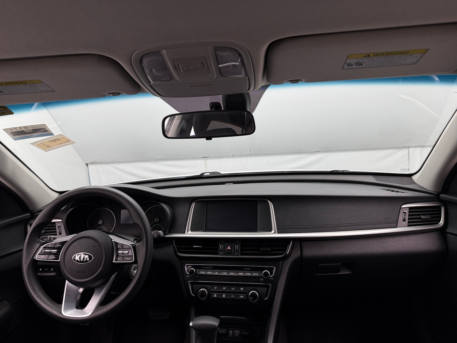 Thumbnail: 2020 Kia Optima - 3