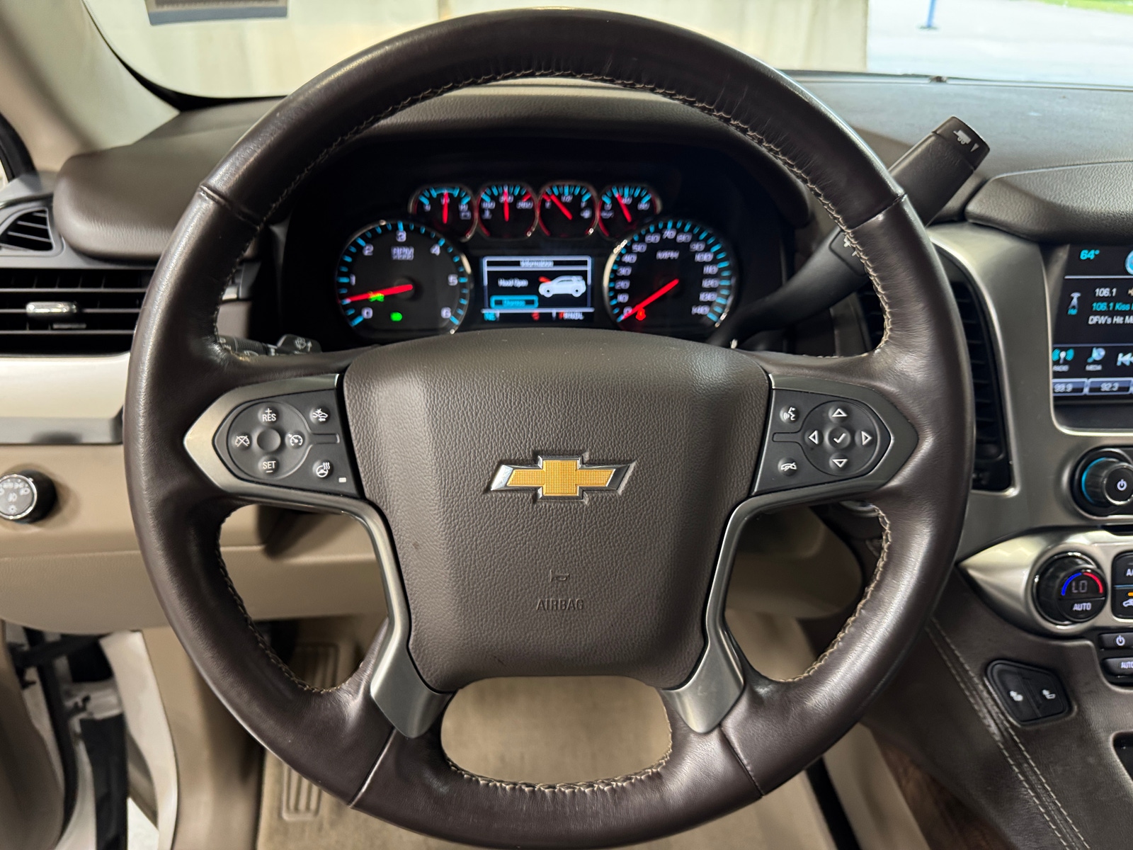 Thumbnail: 2020 Chevrolet Tahoe - 4