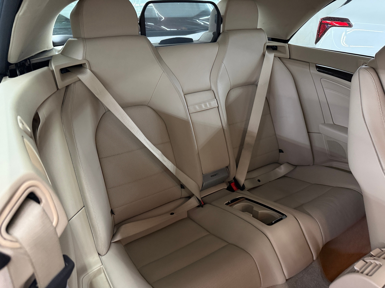 Thumbnail: 2014 Mercedes-Benz E-Class - 5