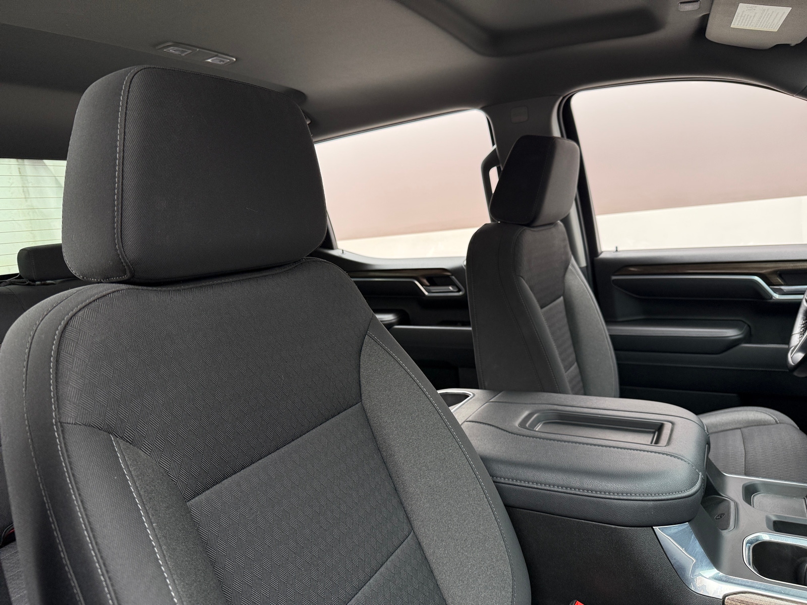 Thumbnail: 2022 Chevrolet Silverado 1500 - 2