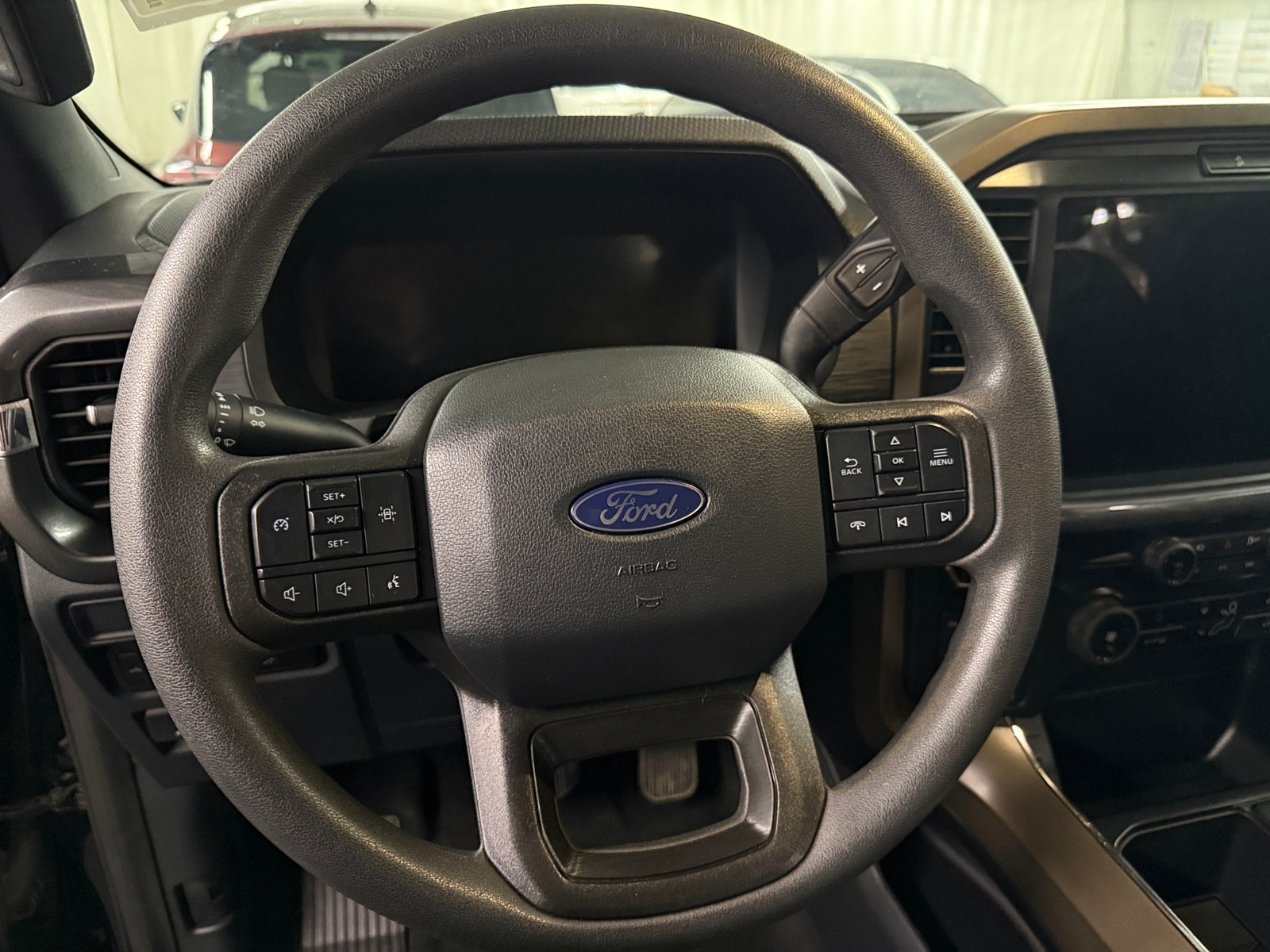 Thumbnail: 2025 Ford Econoline - 5