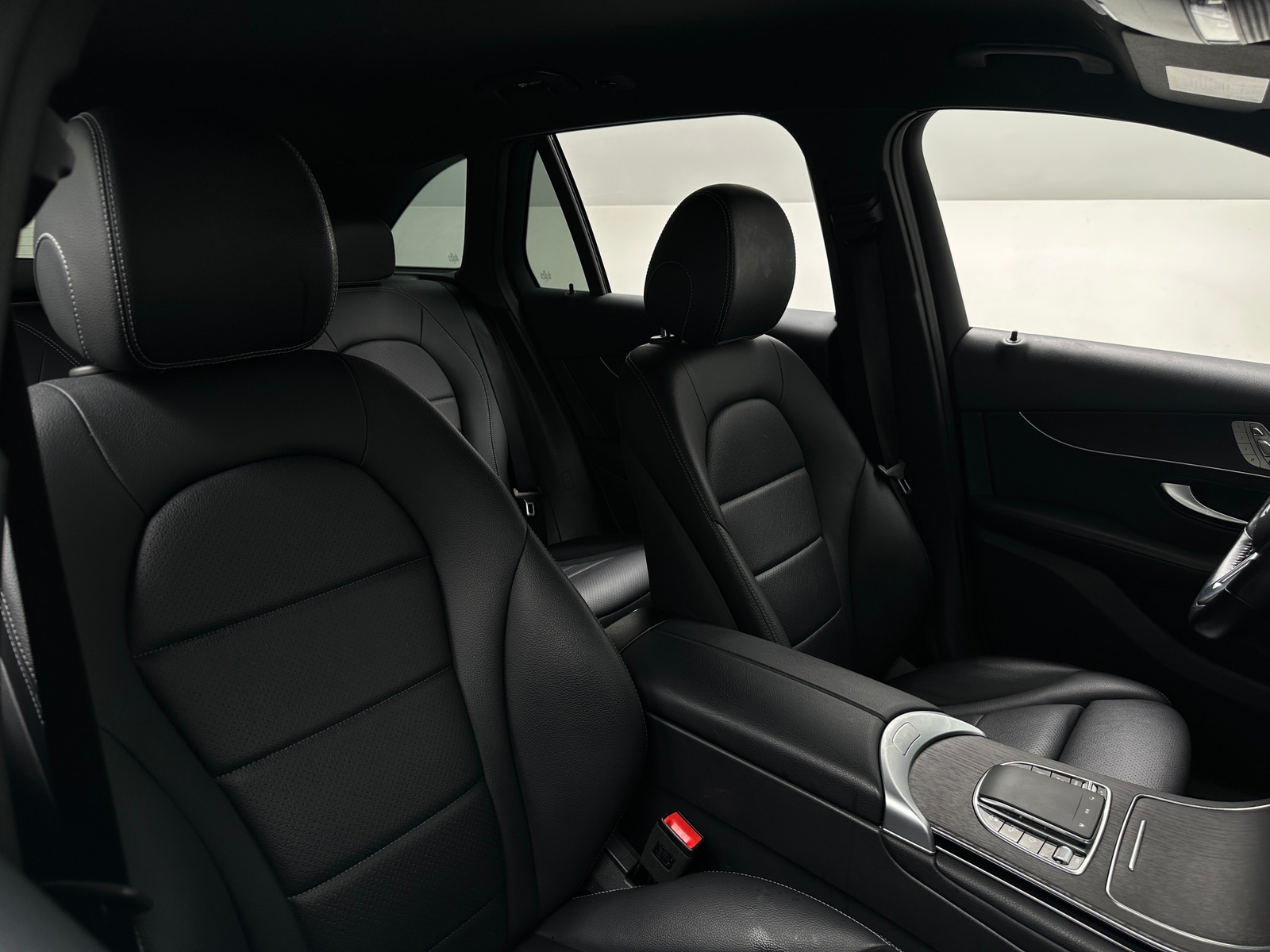 Thumbnail: 2022 Mercedes-Benz GLC - 2