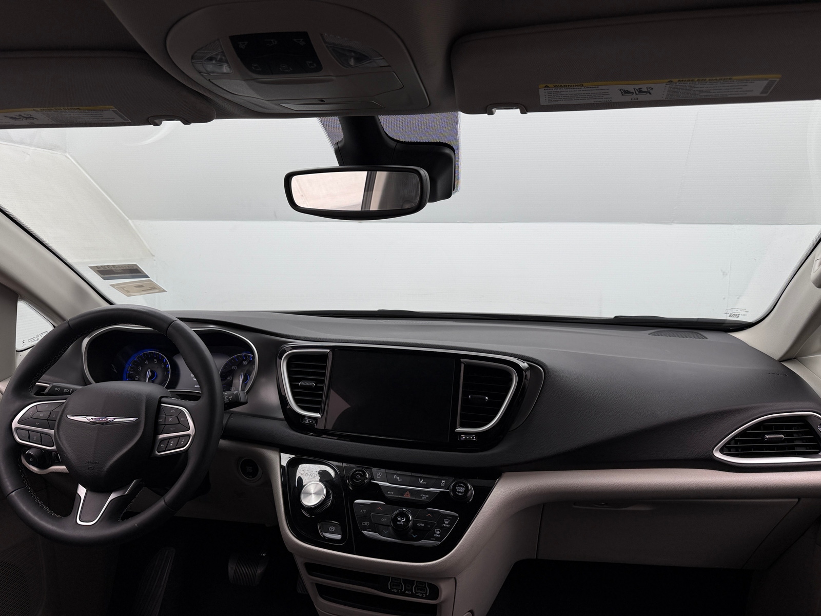 Thumbnail: 2024 Chrysler Pacifica - 2