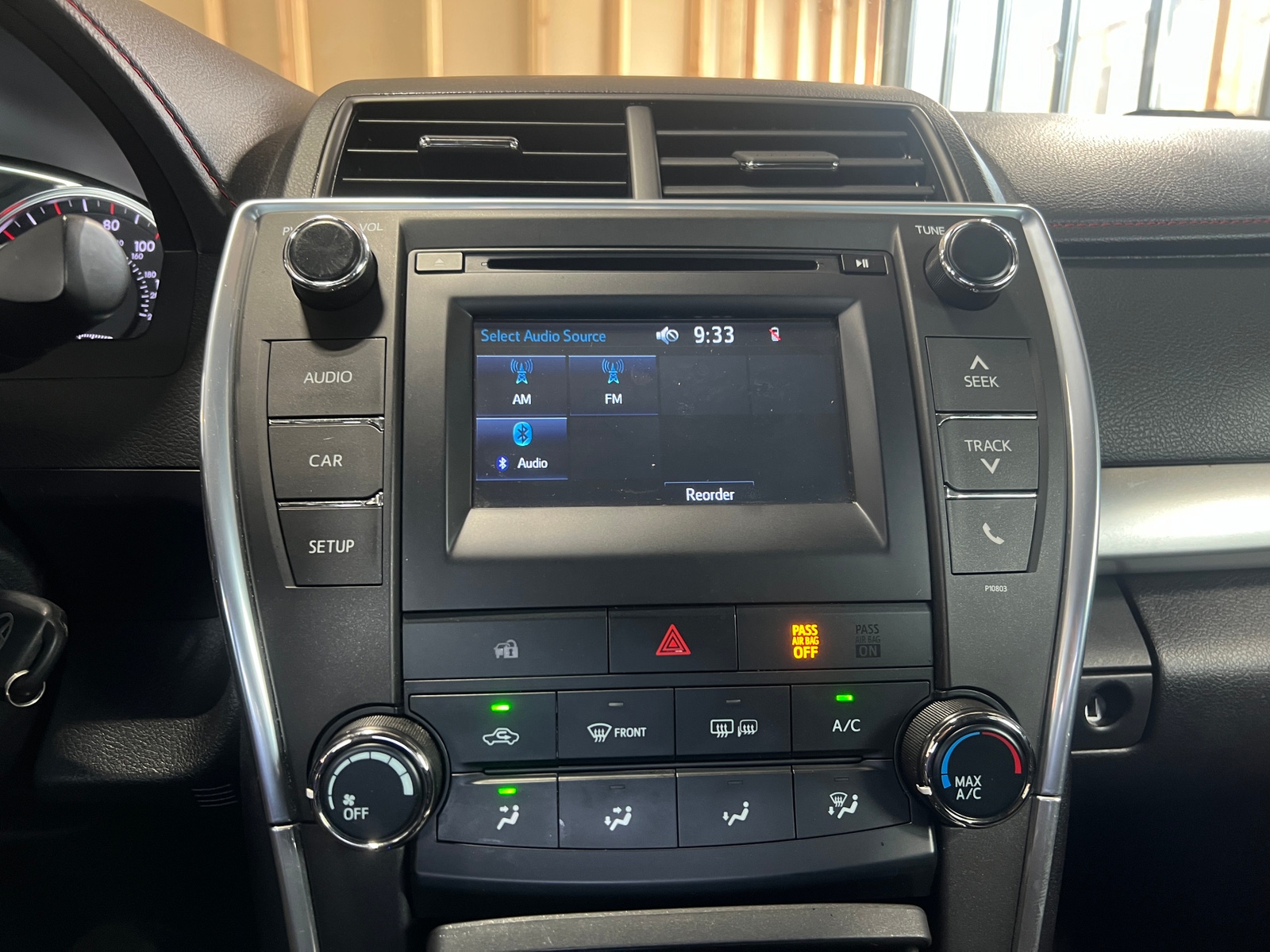 Thumbnail: 2015 Toyota Camry - 4