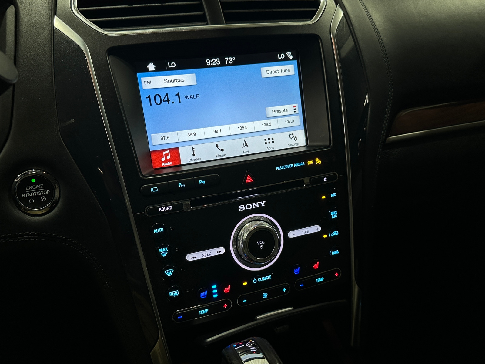 Thumbnail: 2018 Ford Explorer - 3