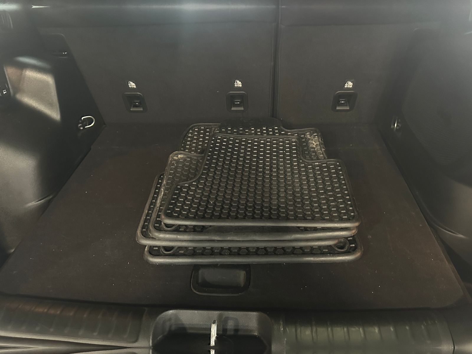 Thumbnail: 2022 Jeep Cherokee - 6