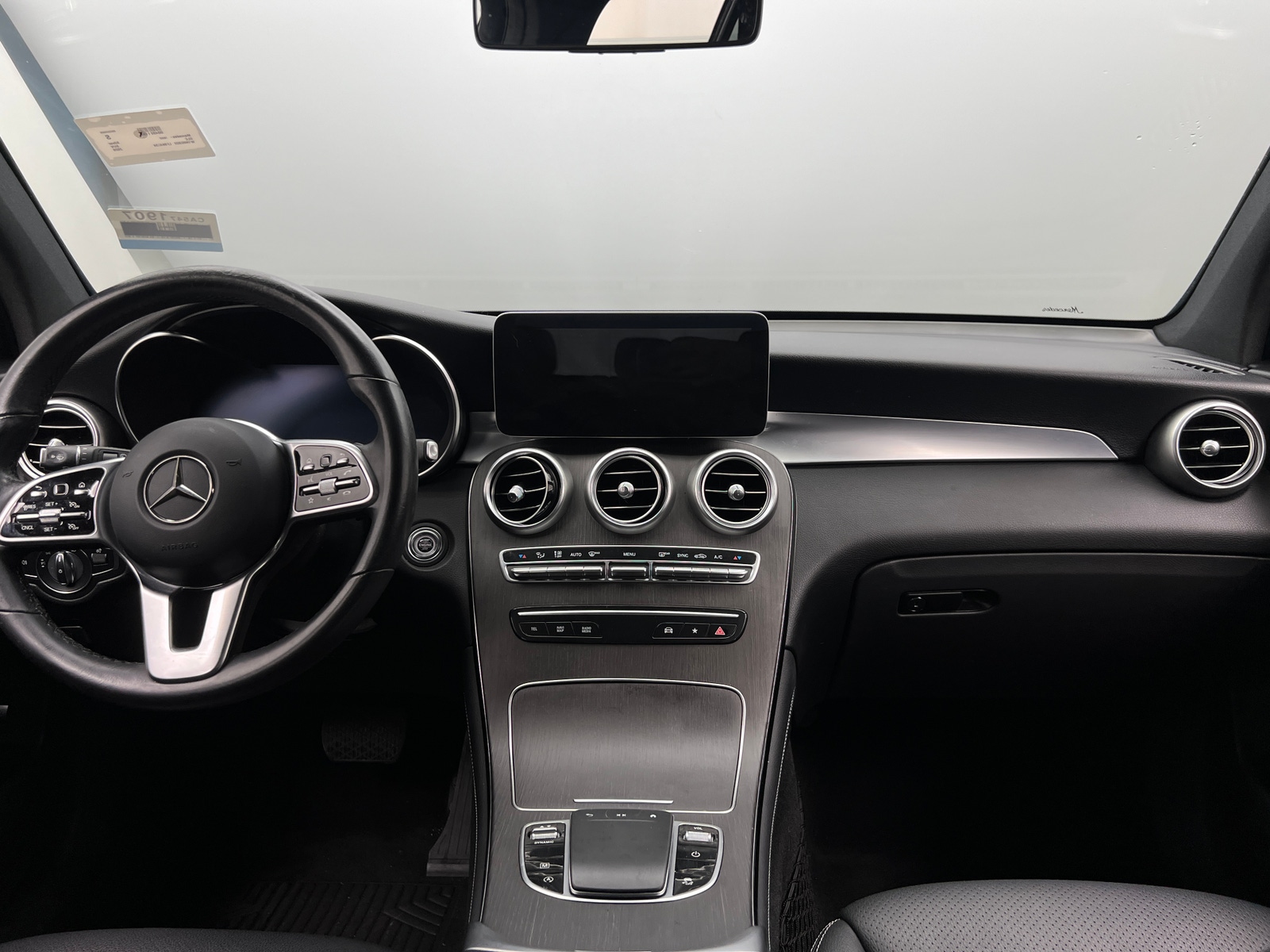 Thumbnail: 2020 Mercedes-Benz GLC - 2