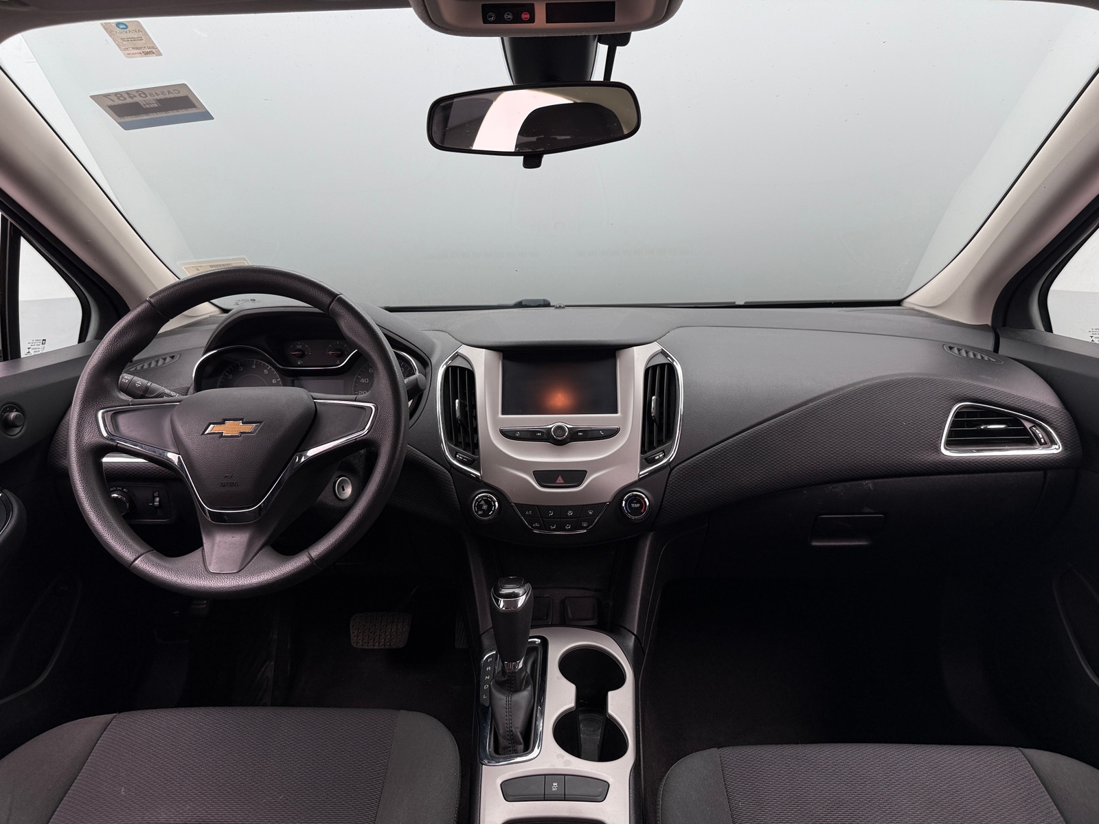 Thumbnail: 2017 Chevrolet Cruze - 3