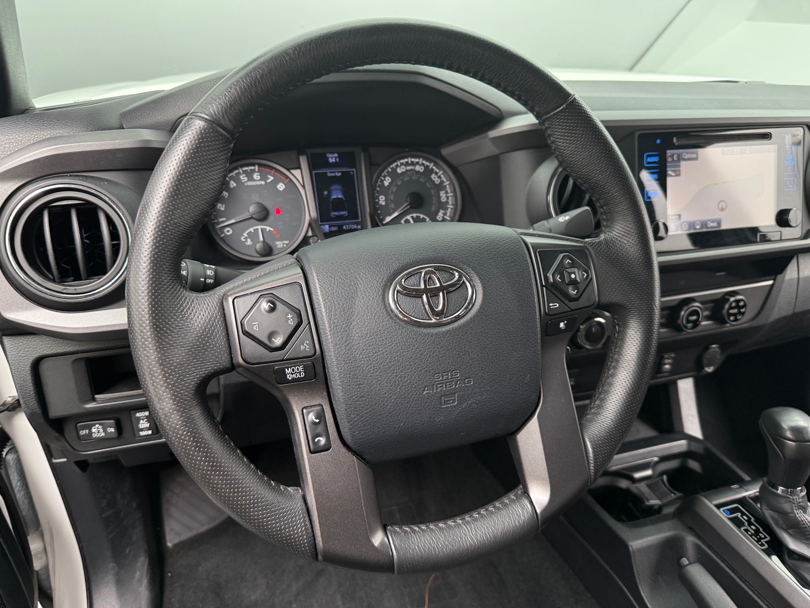 Thumbnail: 2017 Toyota Tacoma - 5