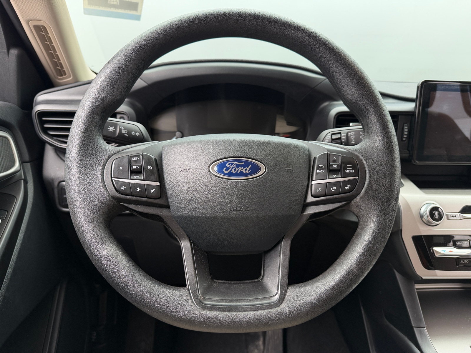 Thumbnail: 2021 Ford Explorer - 5