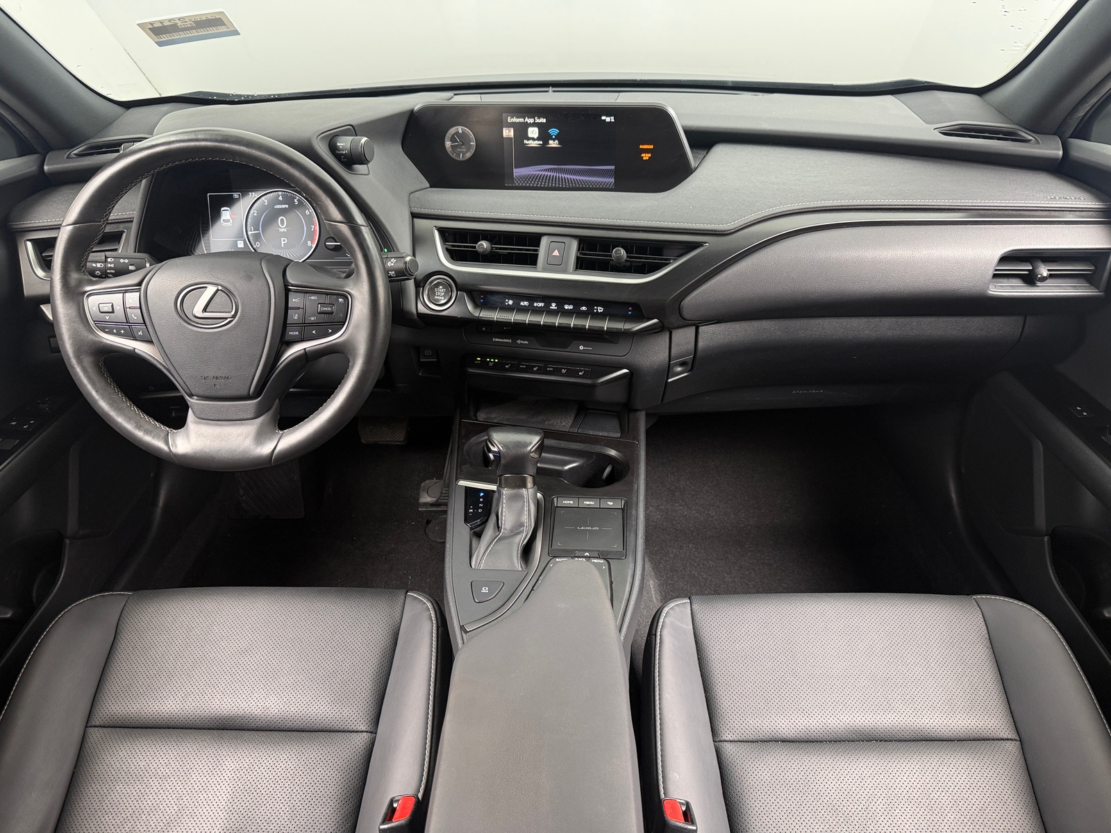 Thumbnail: 2021 Lexus UX - 2
