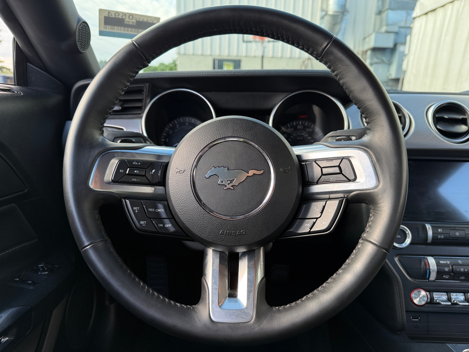 Thumbnail: 2022 Ford Mustang - 5