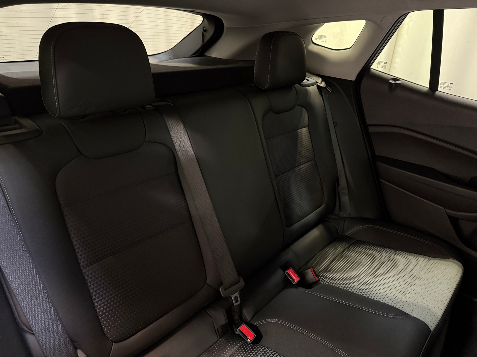 Thumbnail: 2025 Chevrolet Trax - 6