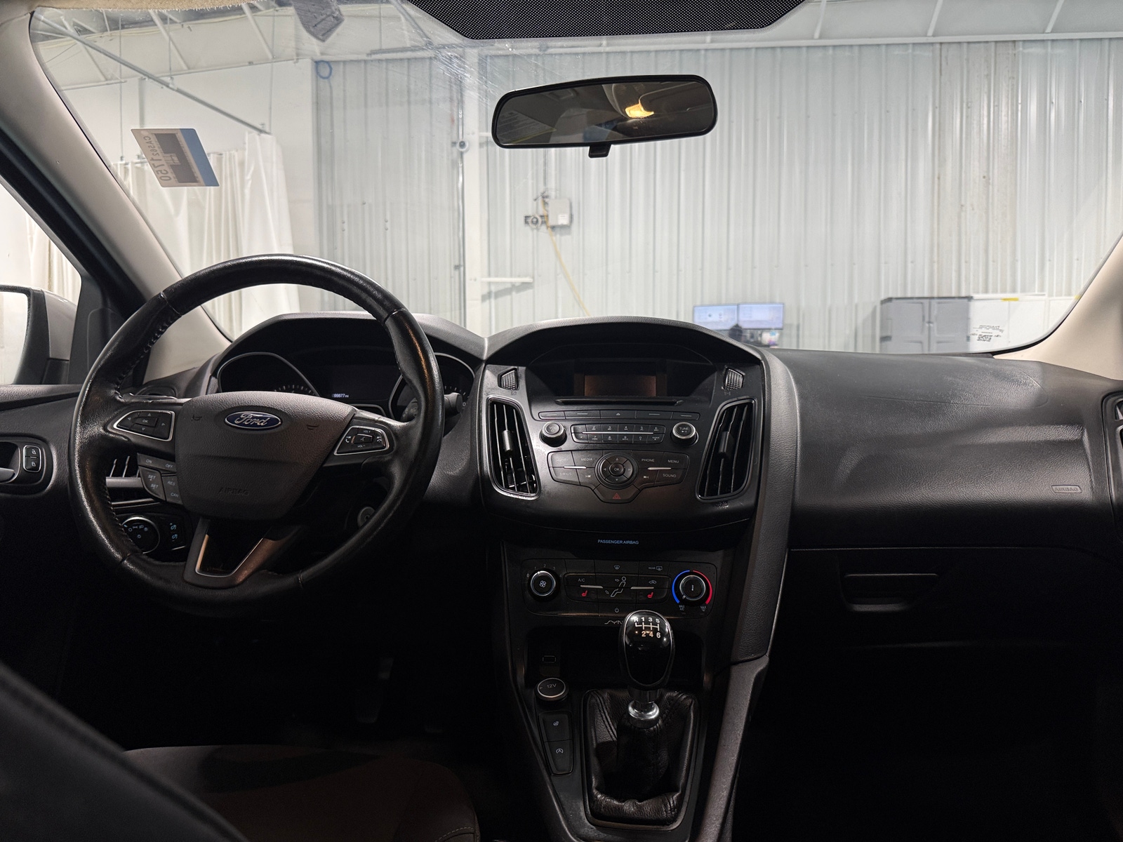 Thumbnail: 2015 Ford Focus - 3
