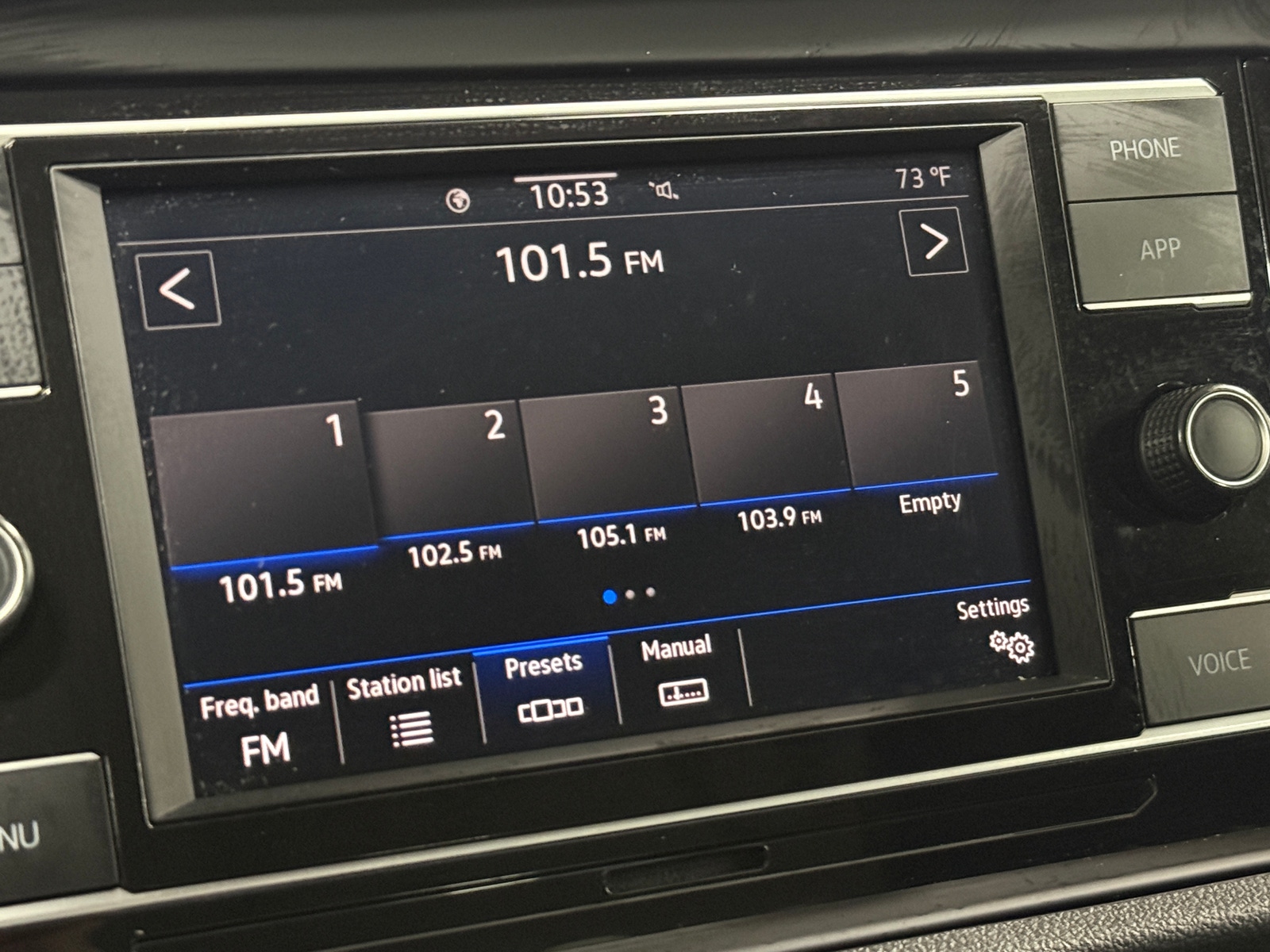 Thumbnail: 2021 Volkswagen Jetta - 4