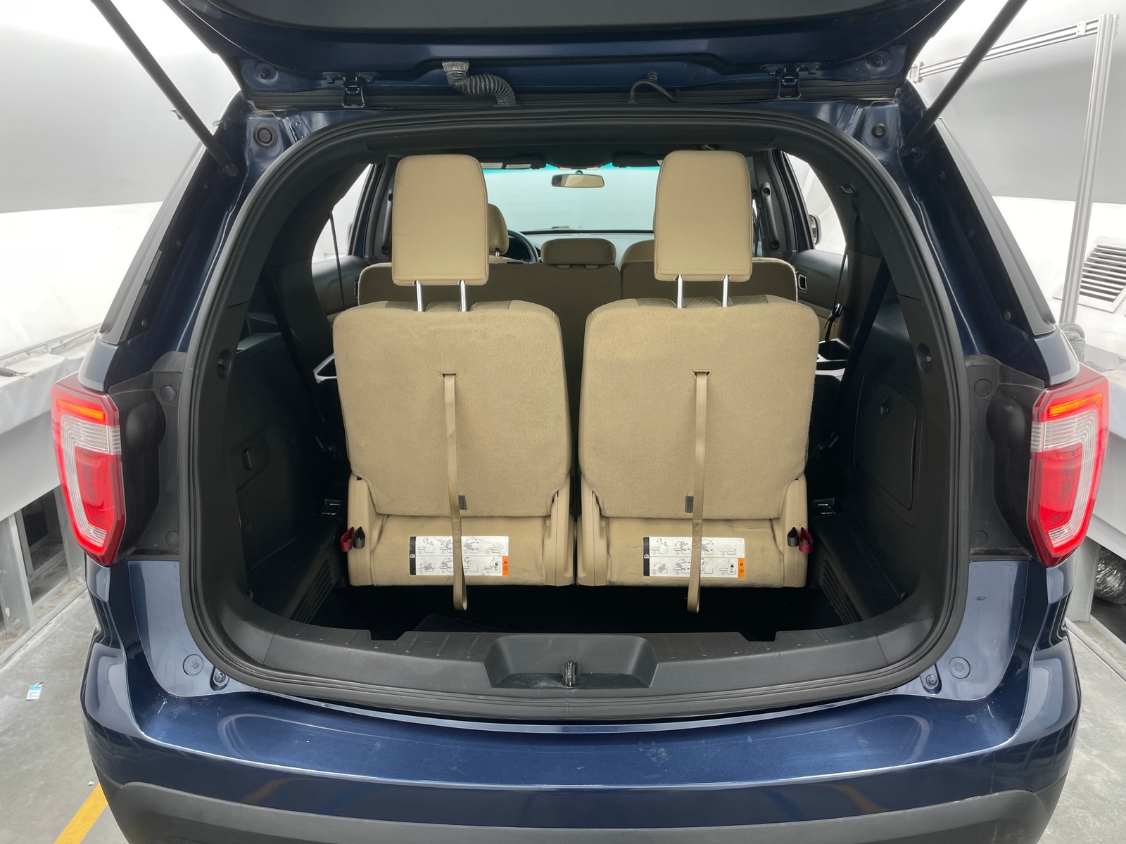 Thumbnail: 2017 Ford Explorer - 7