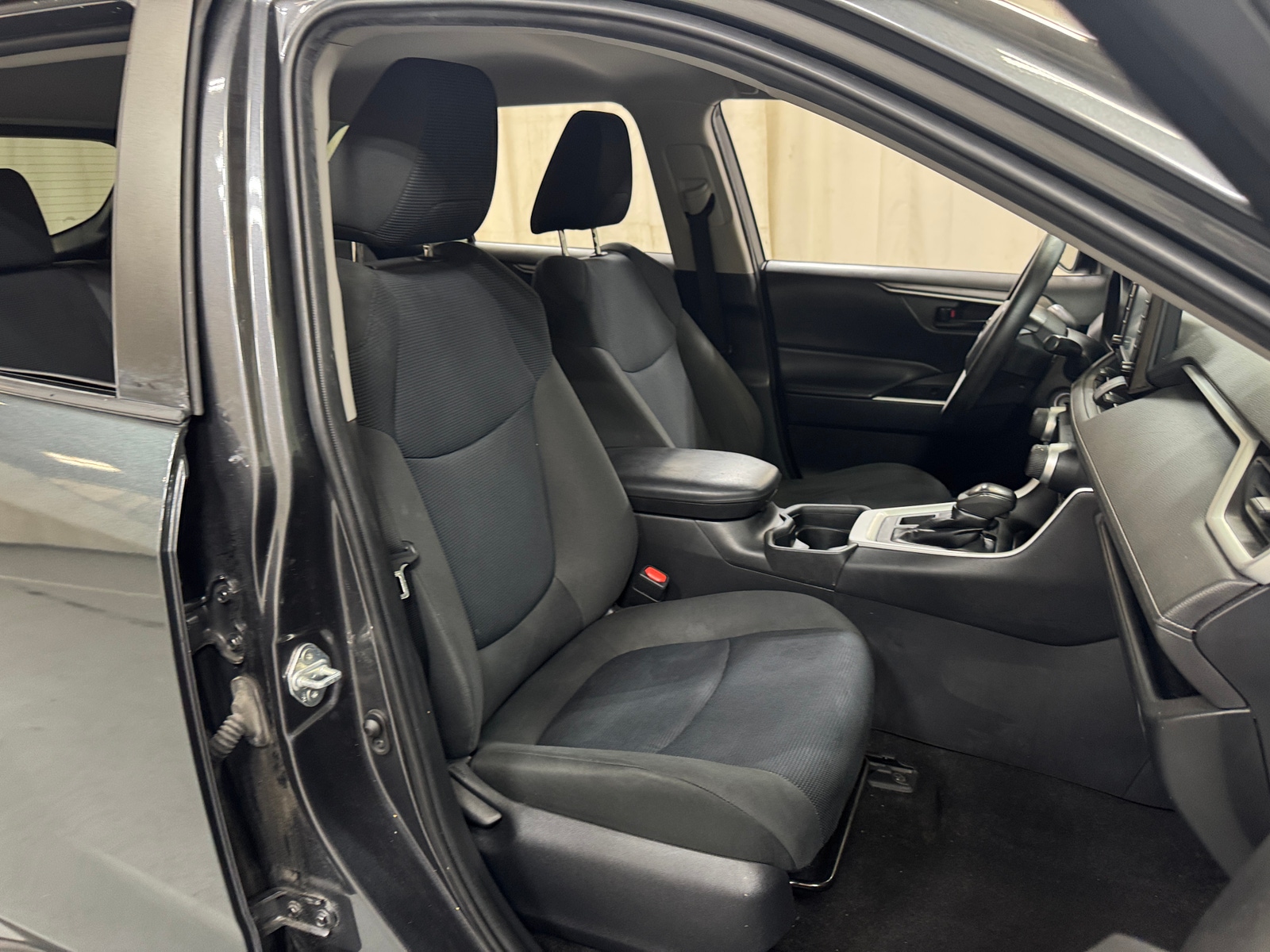 Thumbnail: 2019 Toyota RAV4 - 2