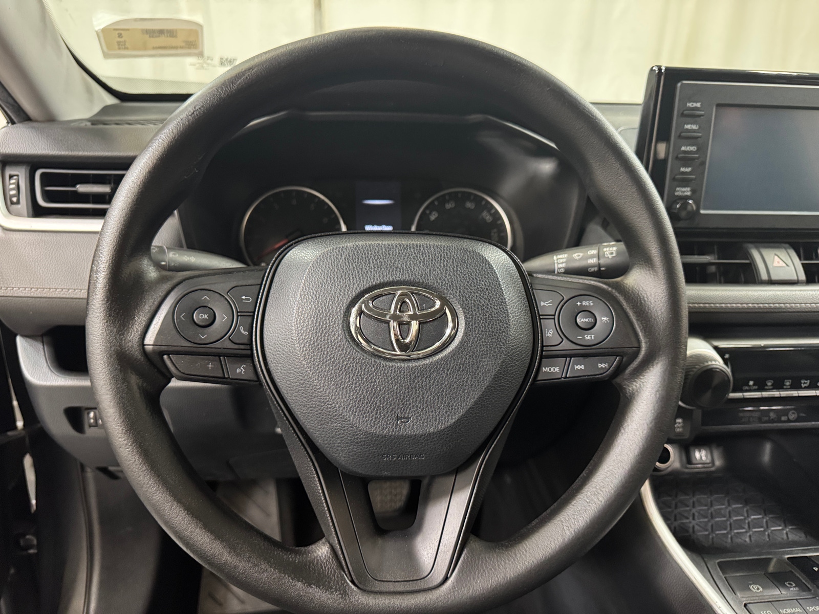 Thumbnail: 2019 Toyota RAV4 - 5