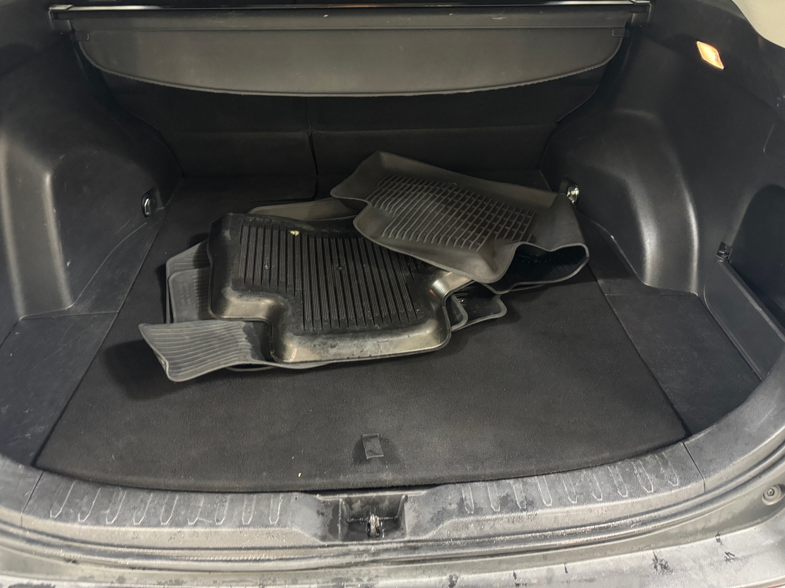 Thumbnail: 2019 Toyota RAV4 - 7