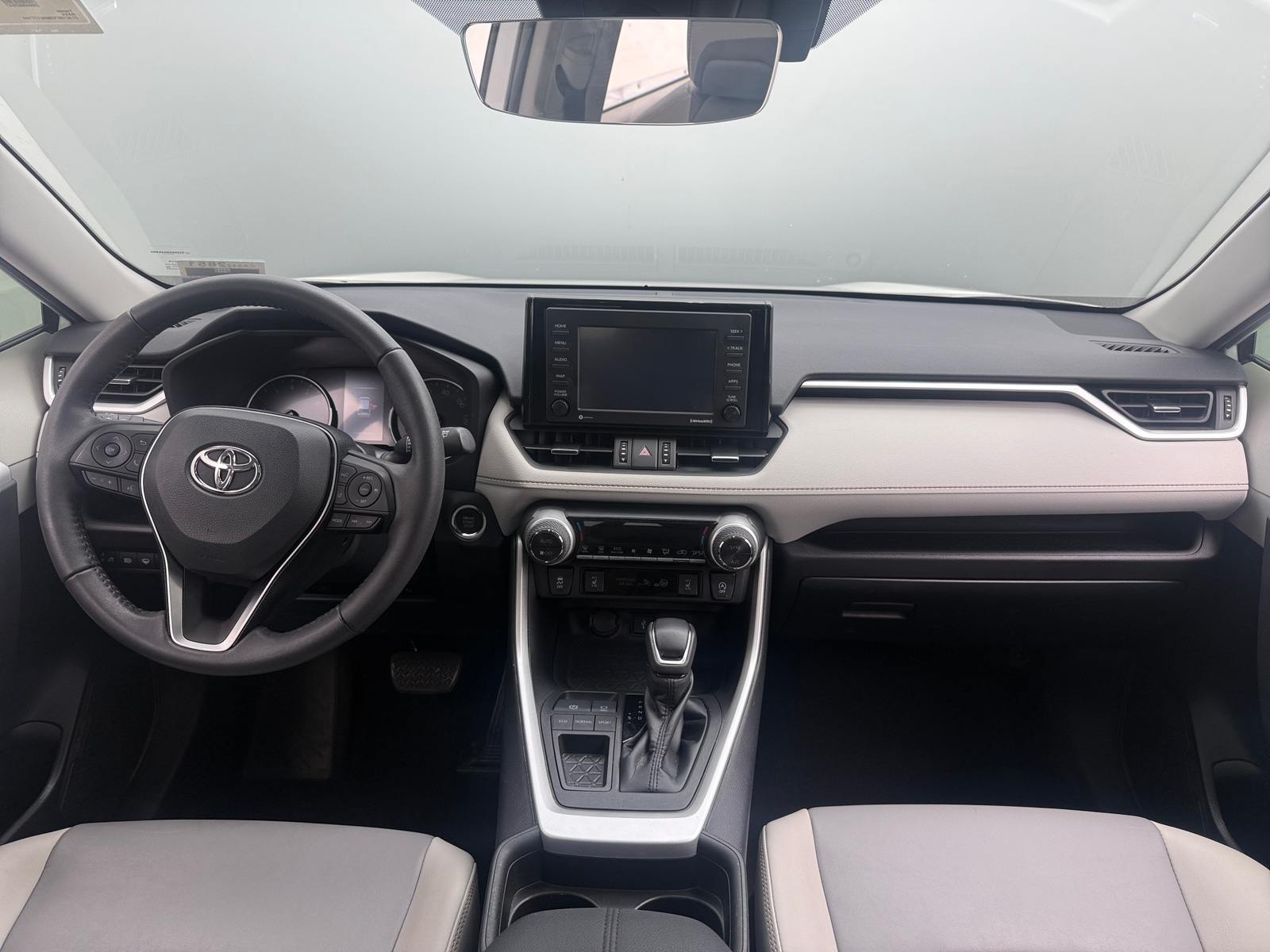 Thumbnail: 2021 Toyota RAV4 - 3