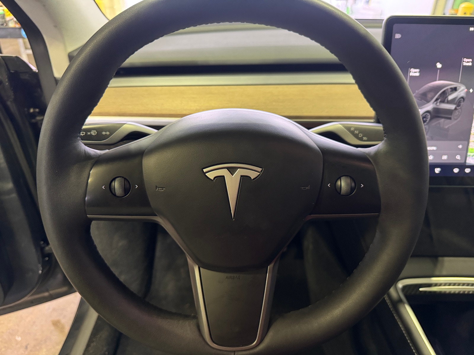 Thumbnail: 2023 Tesla Model Y - 4