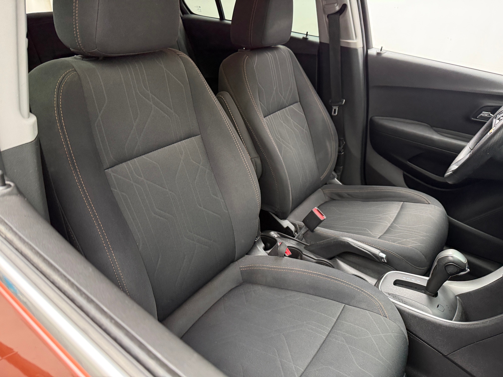Thumbnail: 2019 Chevrolet Trax - 2