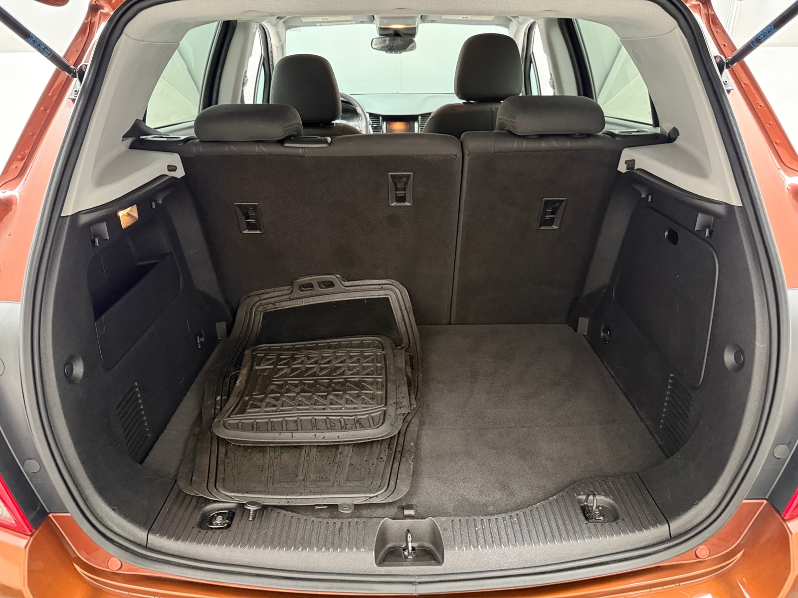 Thumbnail: 2019 Chevrolet Trax - 7