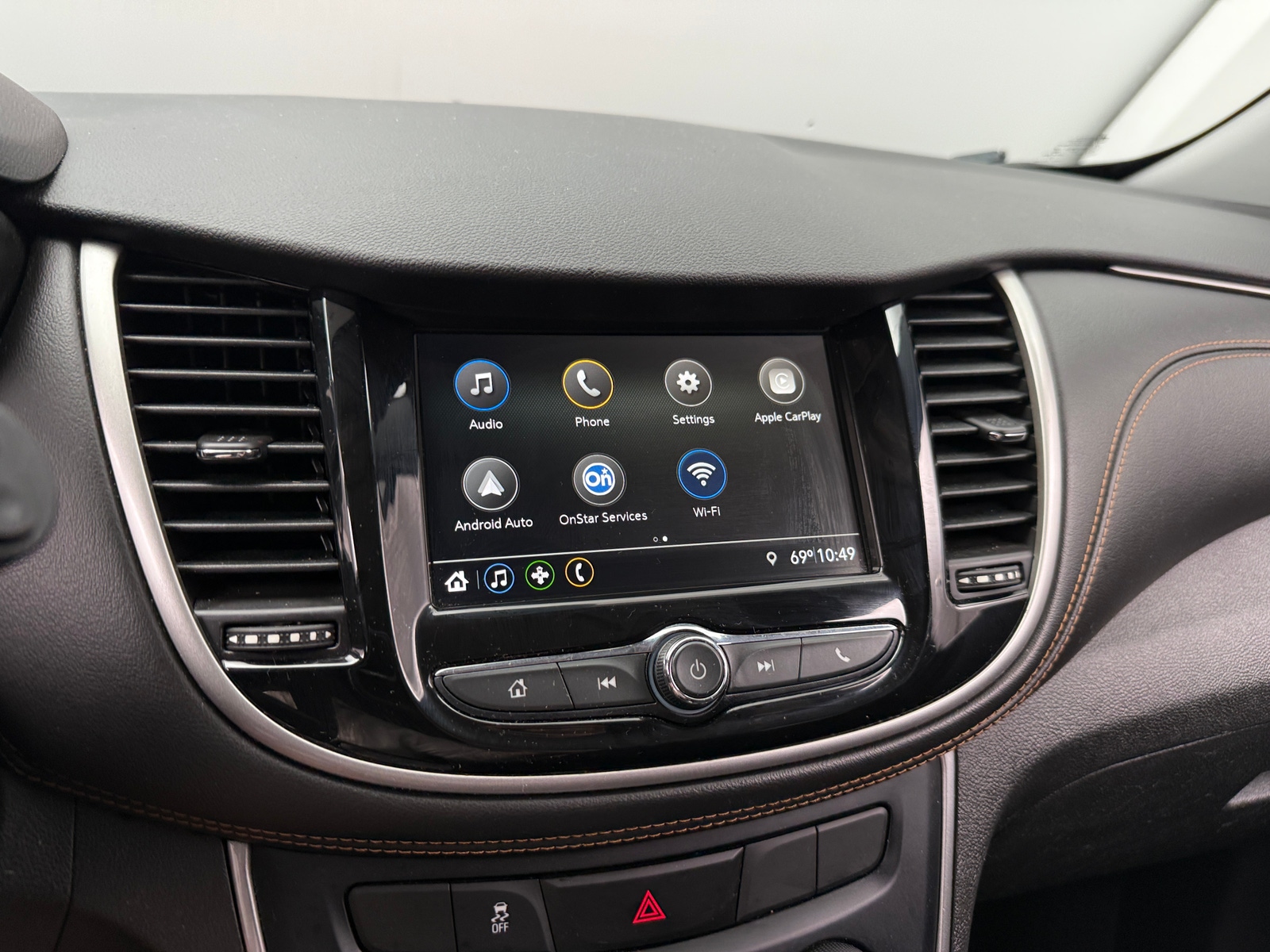 Thumbnail: 2019 Chevrolet Trax - 4