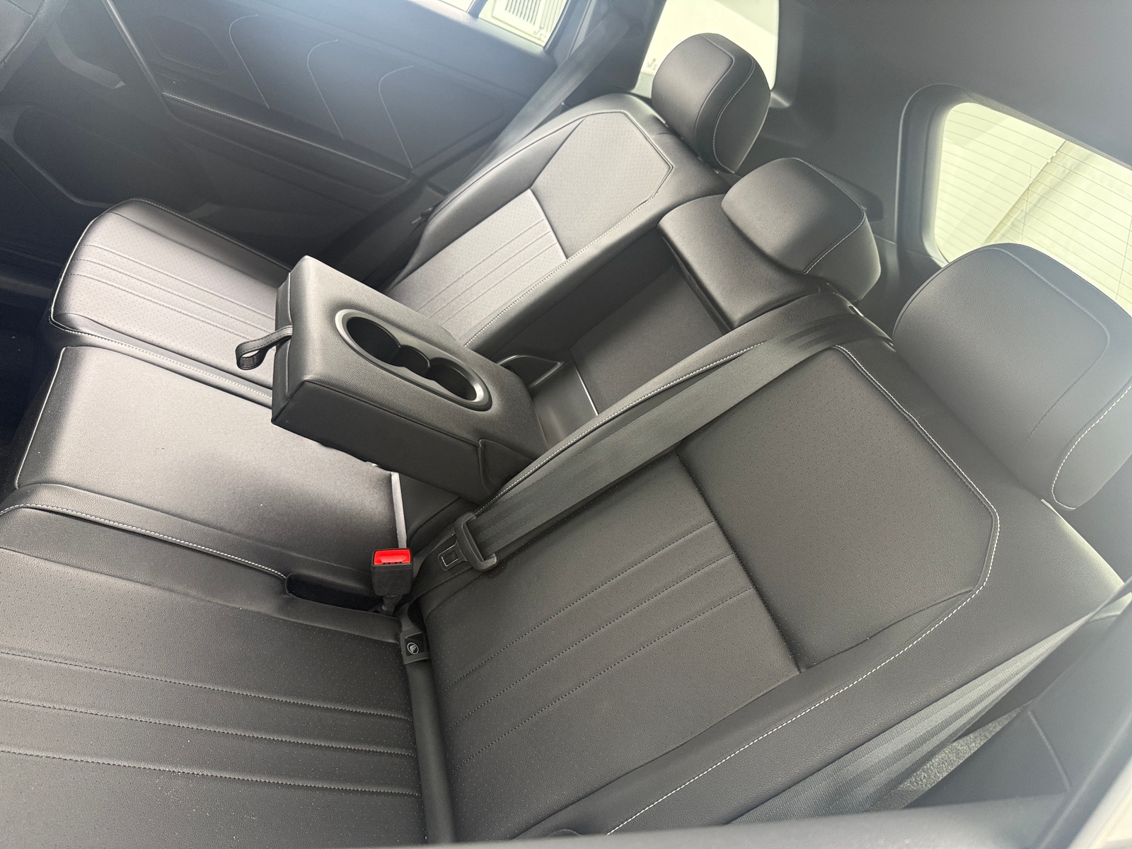 Thumbnail: 2024 Volkswagen Tiguan - 5