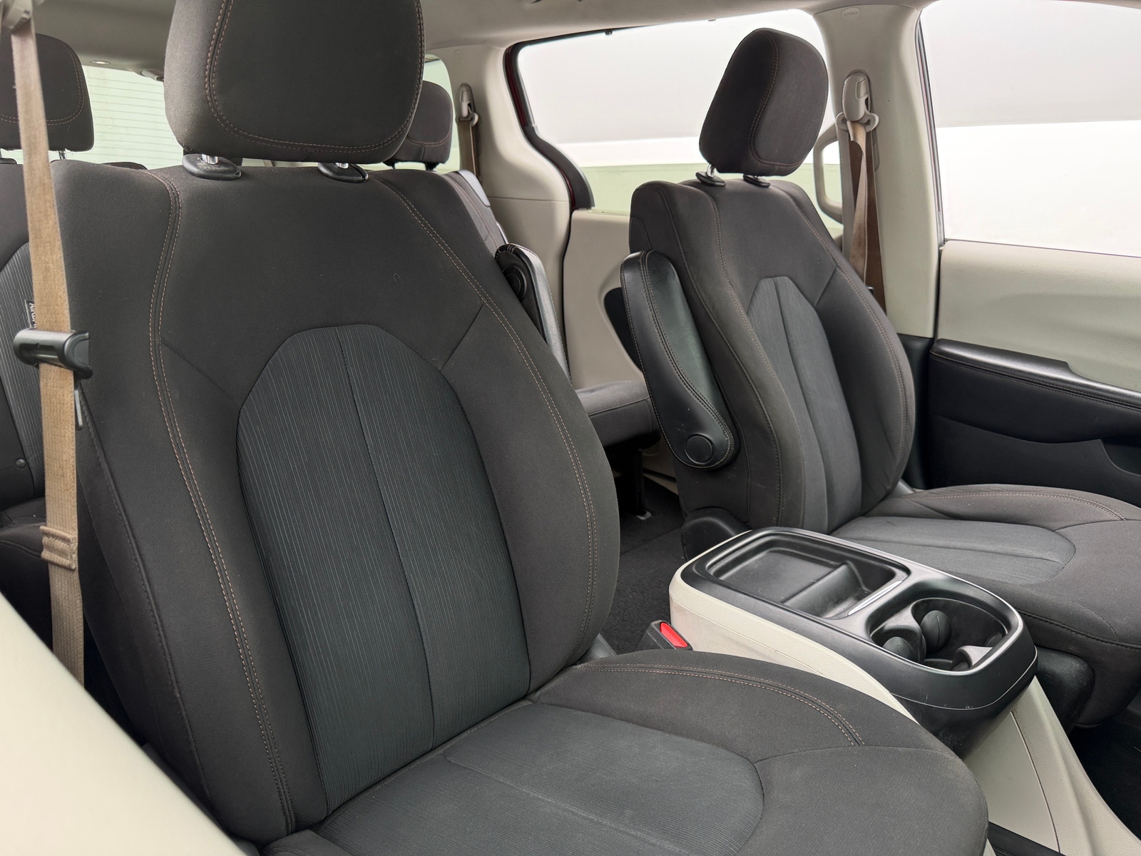 Thumbnail: 2020 Chrysler Pacifica - 2