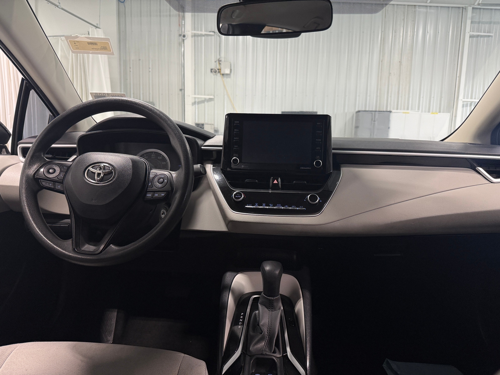 Thumbnail: 2022 Toyota Corolla - 3