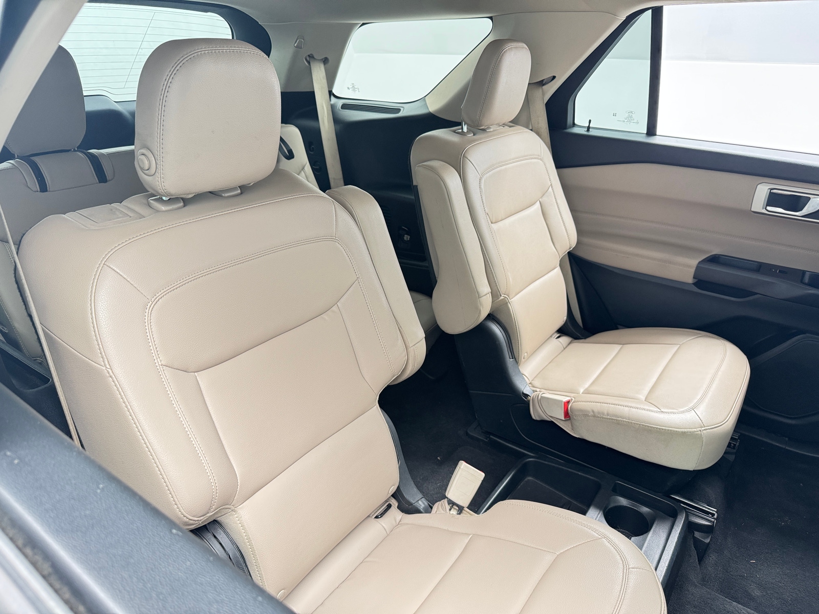 Thumbnail: 2020 Ford Explorer - 6