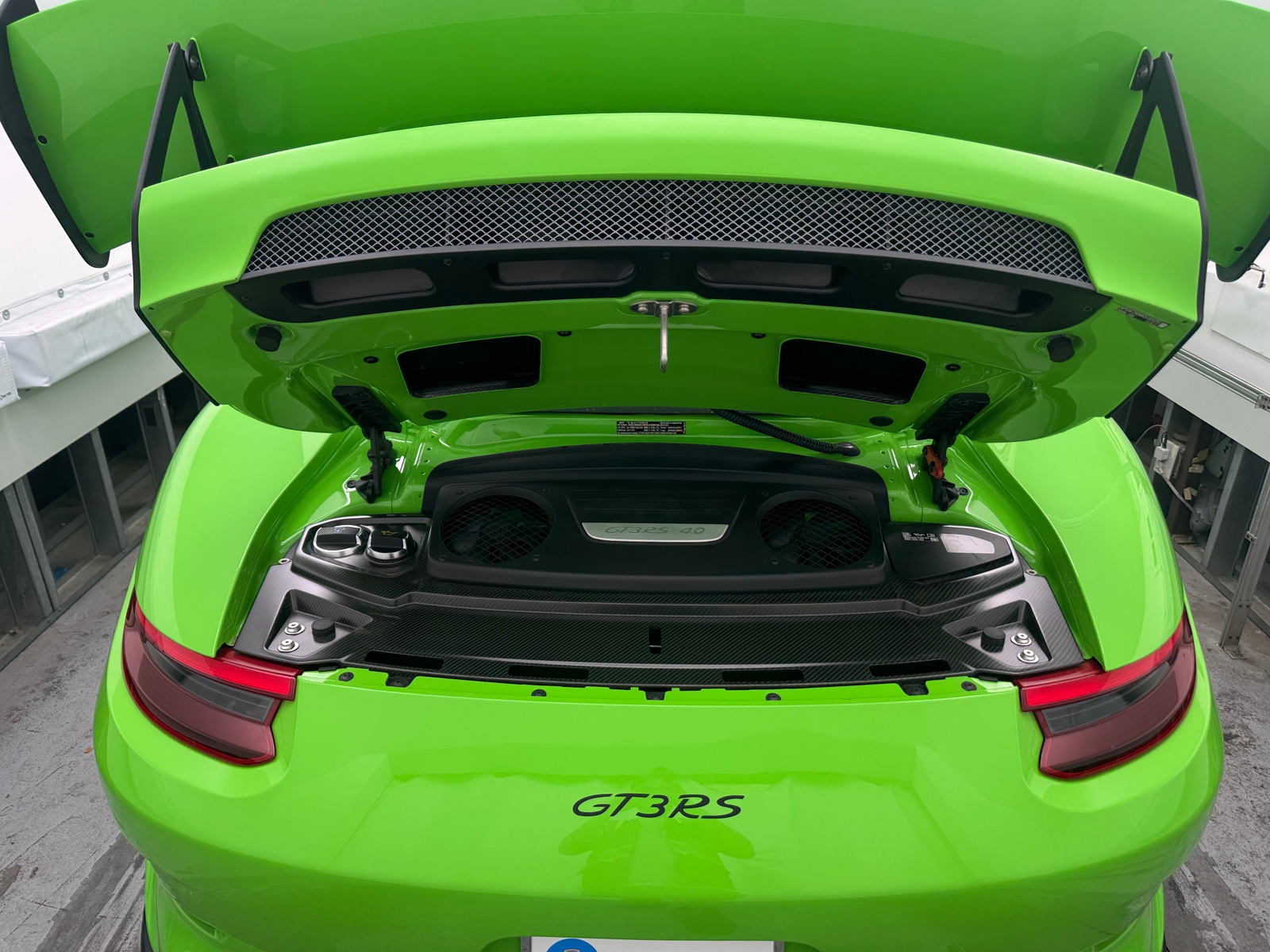 Thumbnail: 2019 Porsche 911 - 4