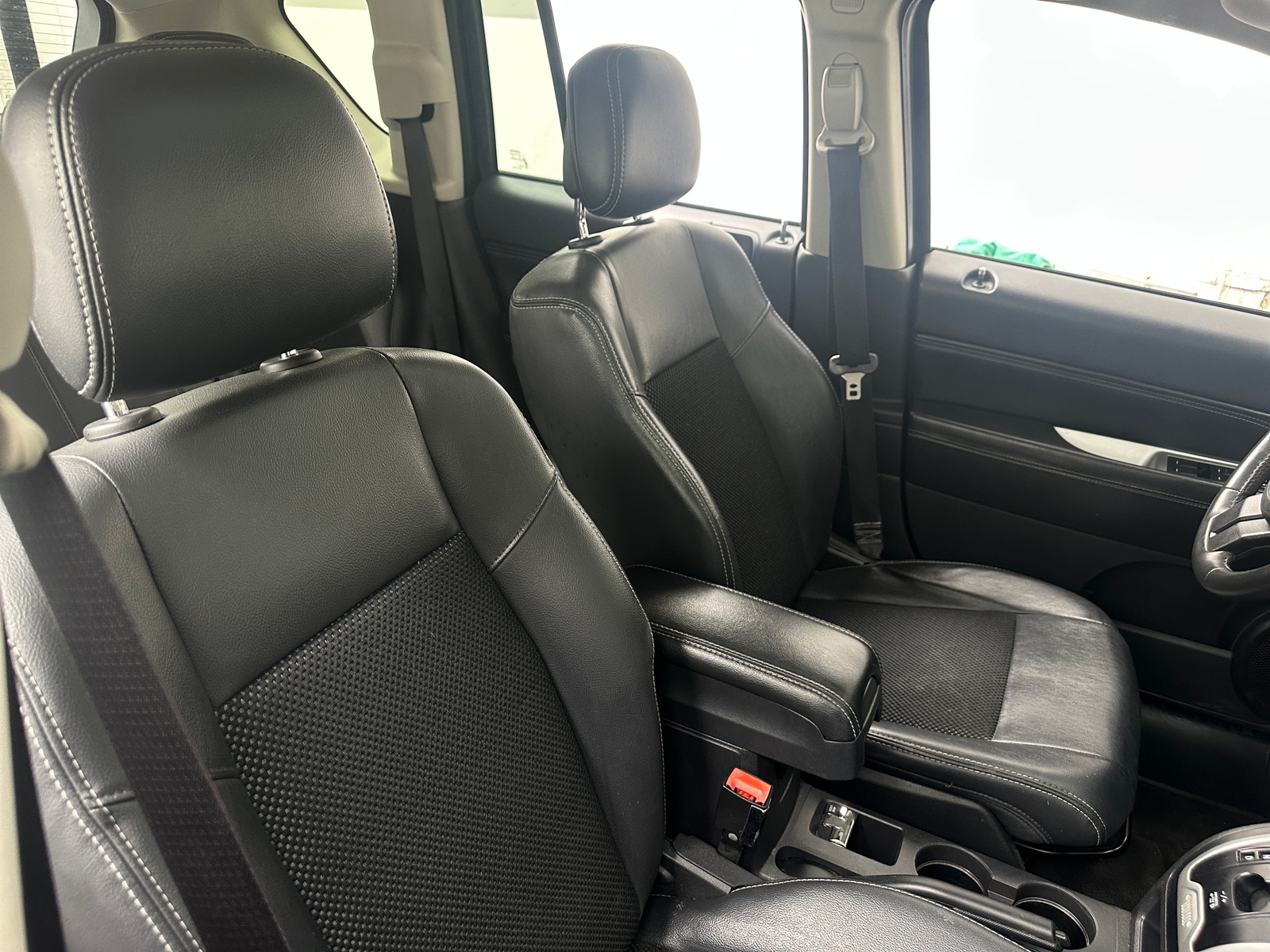 Thumbnail: 2014 Jeep Compass - 2