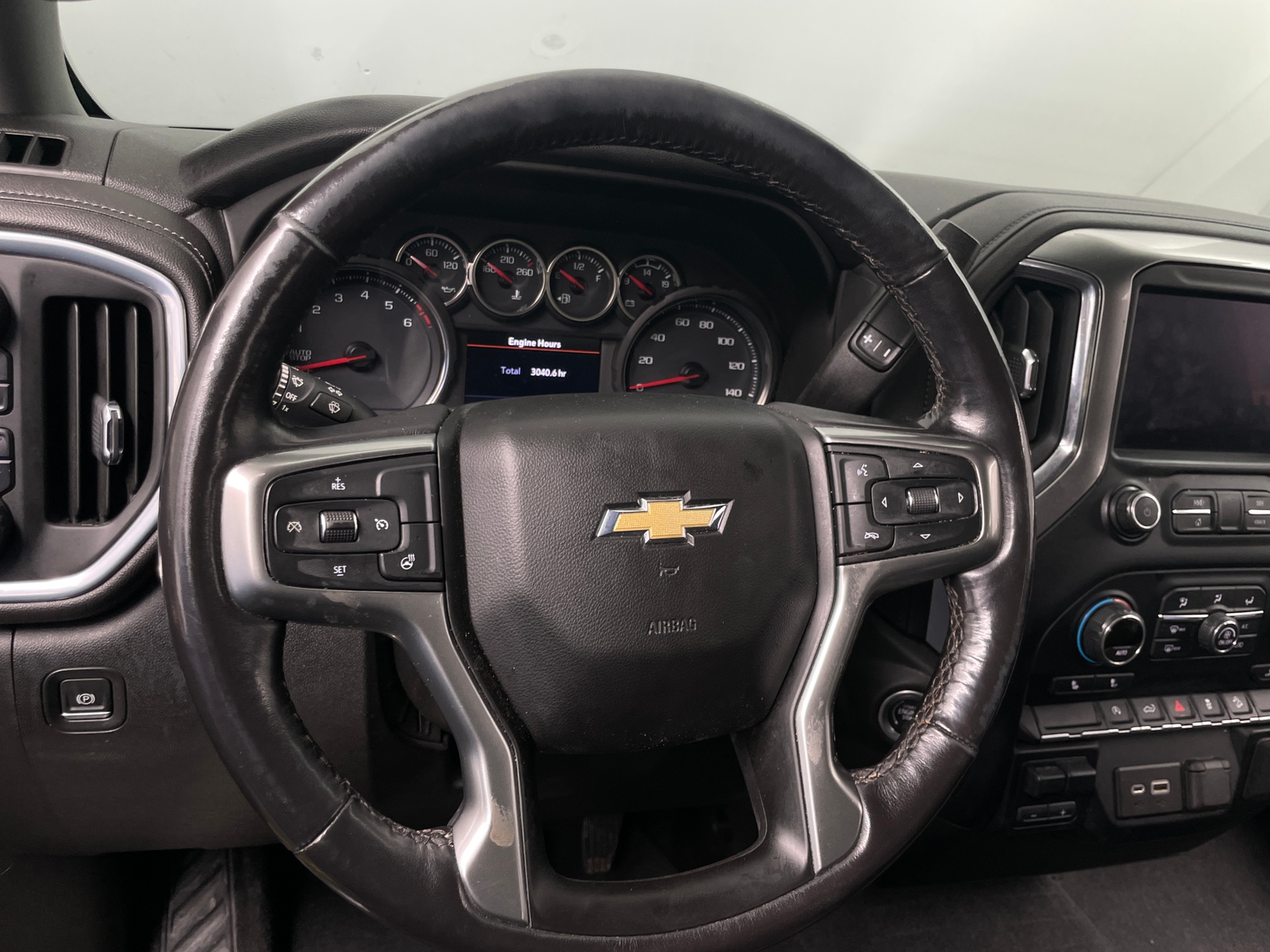 Thumbnail: 2022 Chevrolet Silverado 1500 - 5