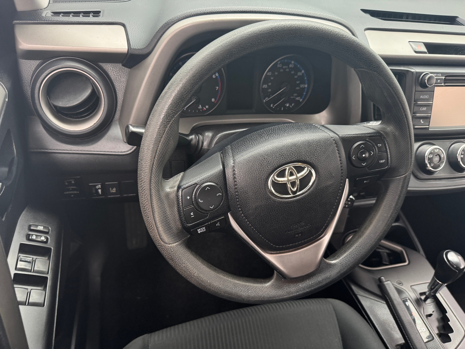 Thumbnail: 2018 Toyota RAV4 - 5