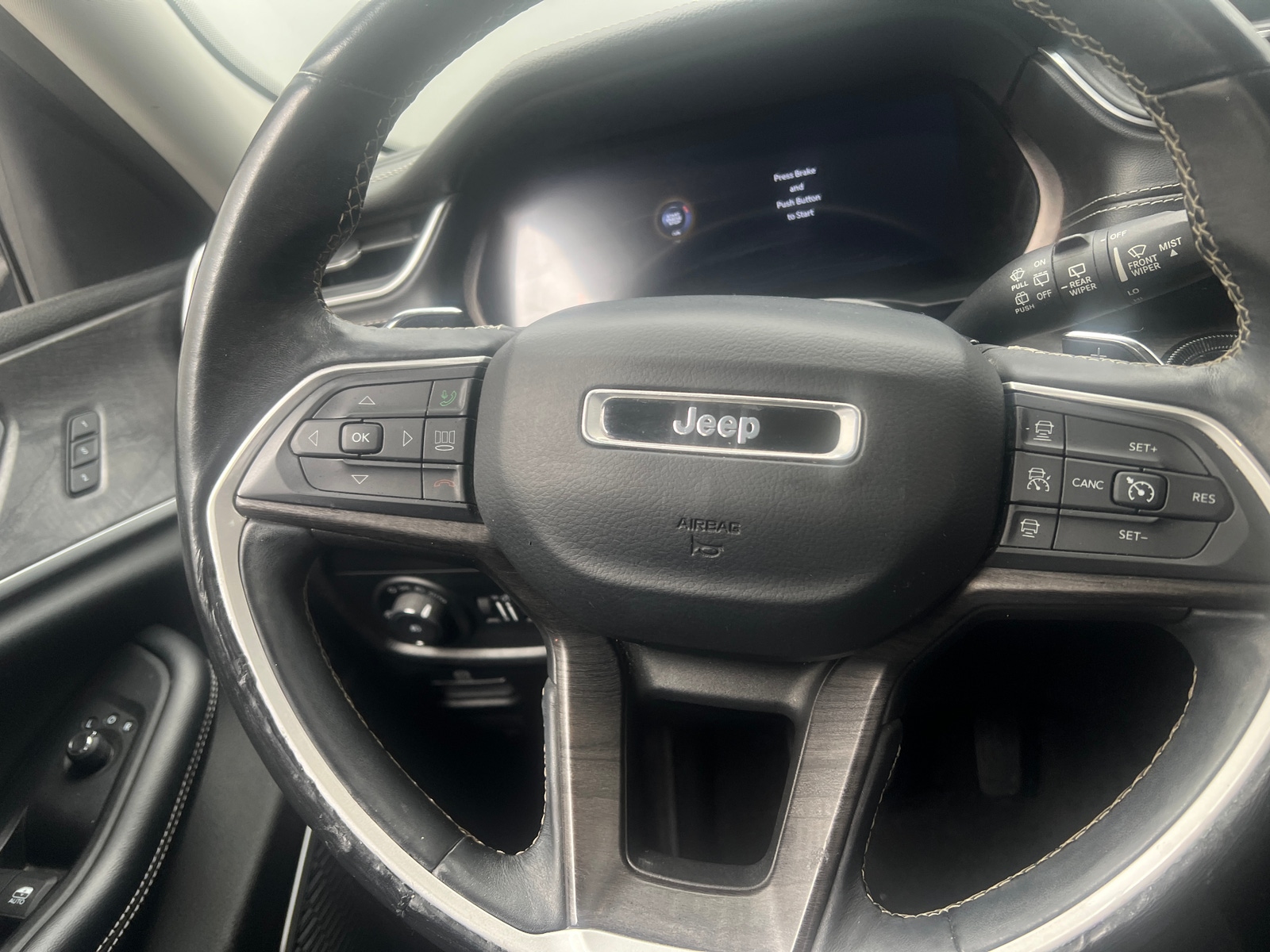 Thumbnail: 2021 Jeep Grand Cherokee L - 4