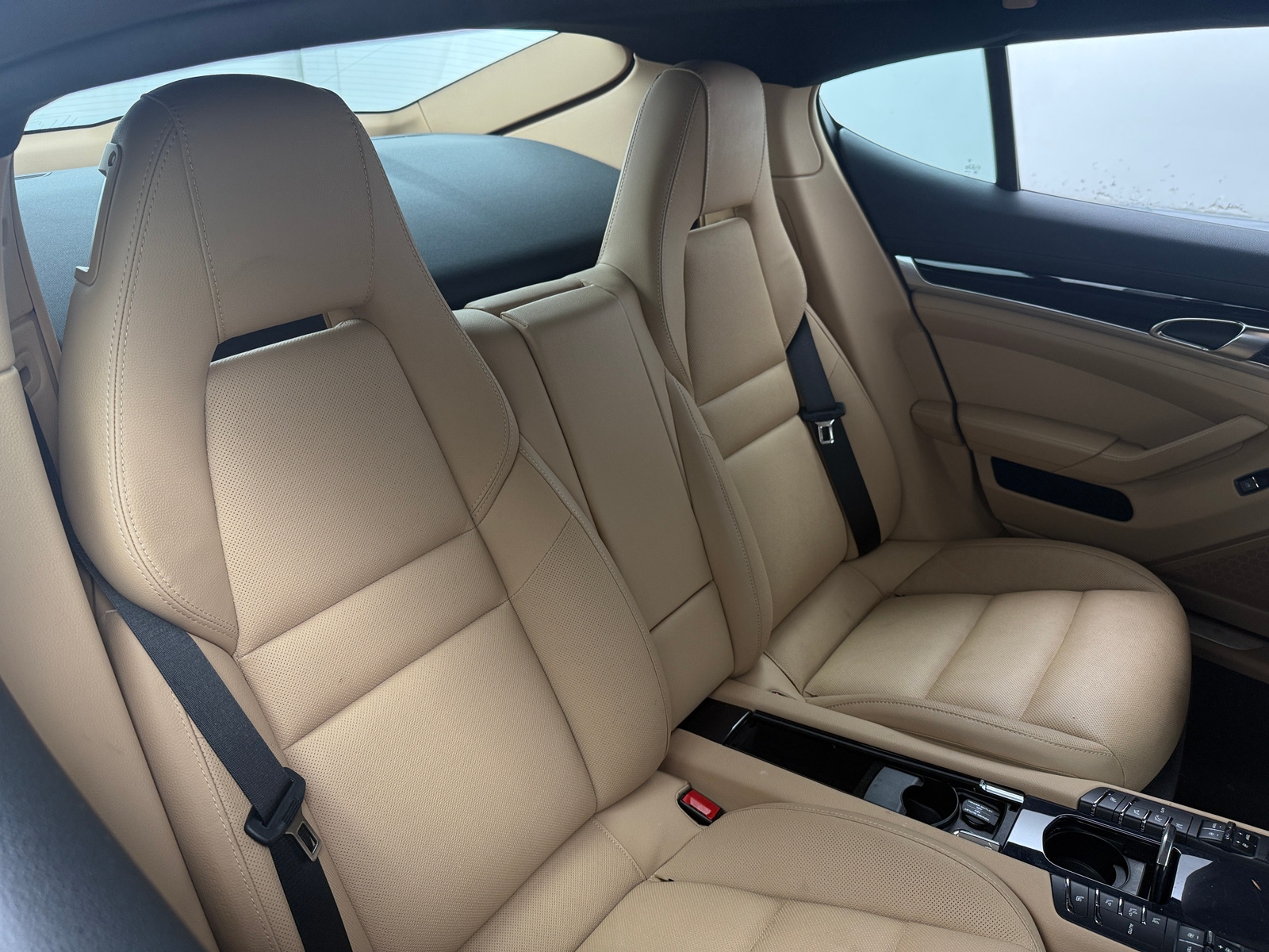 Thumbnail: 2015 Porsche Panamera - 5