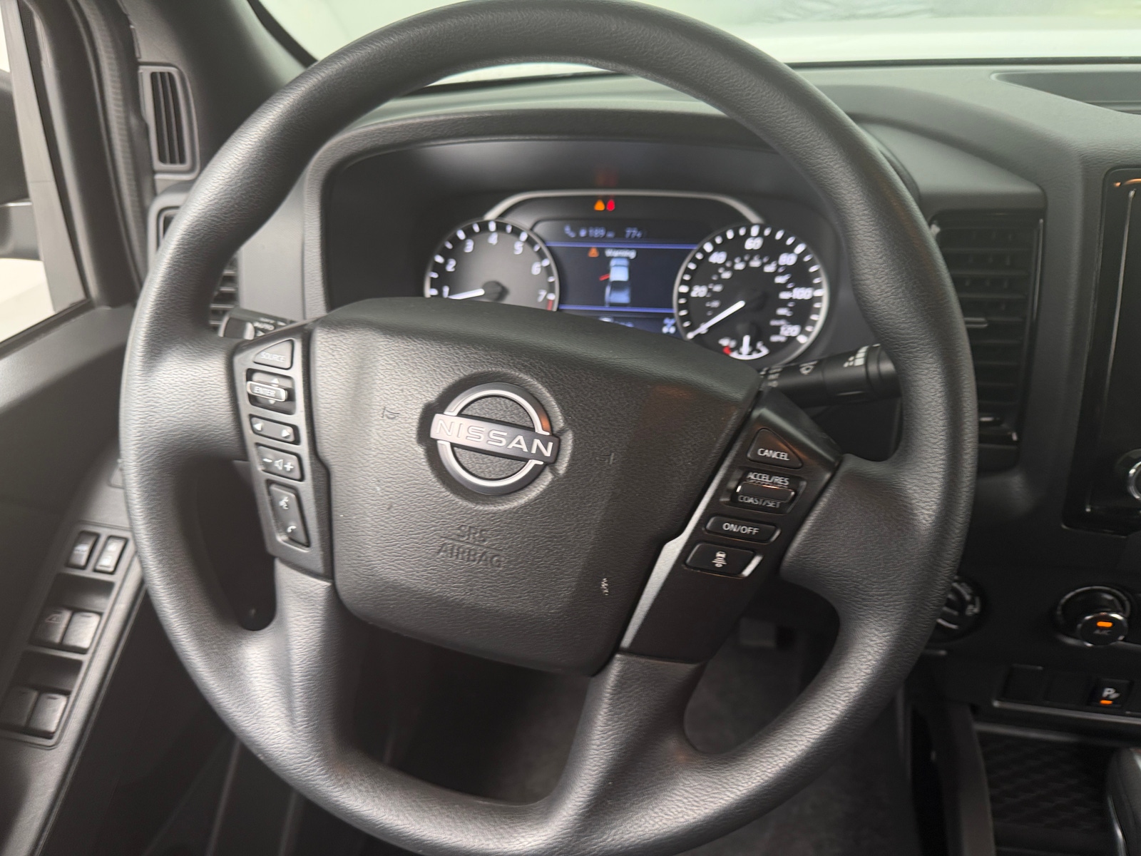 Thumbnail: 2023 Nissan Frontier - 5