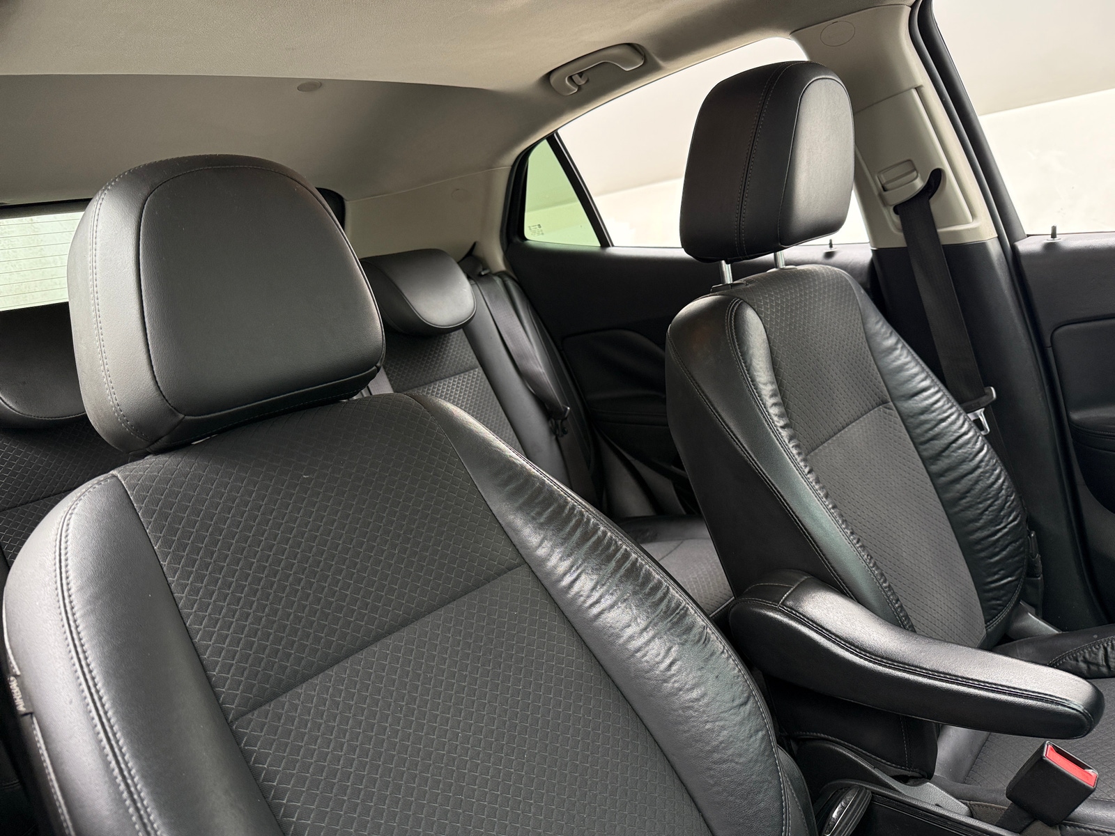Thumbnail: 2017 Buick Encore - 2