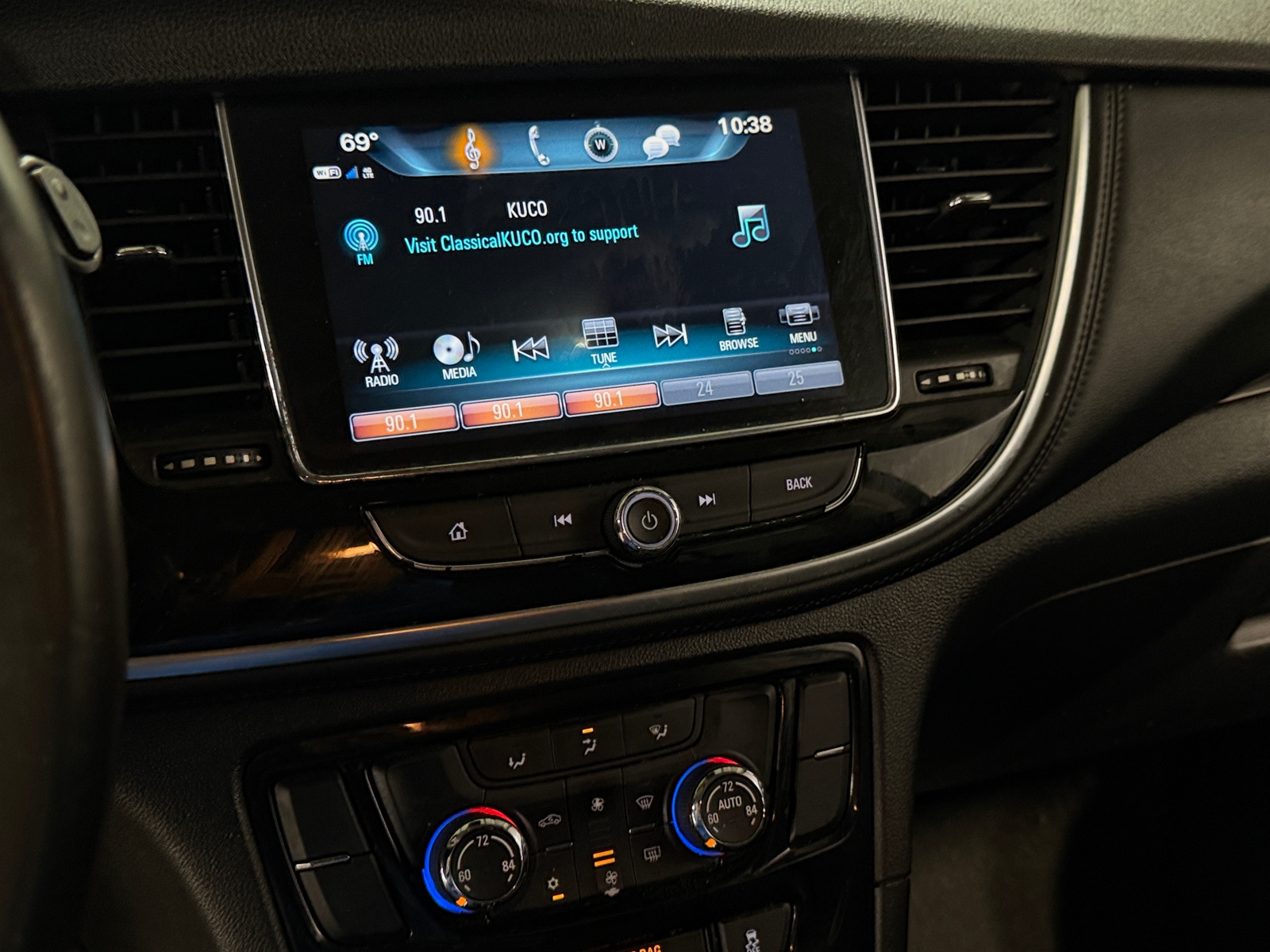 Thumbnail: 2017 Buick Encore - 4