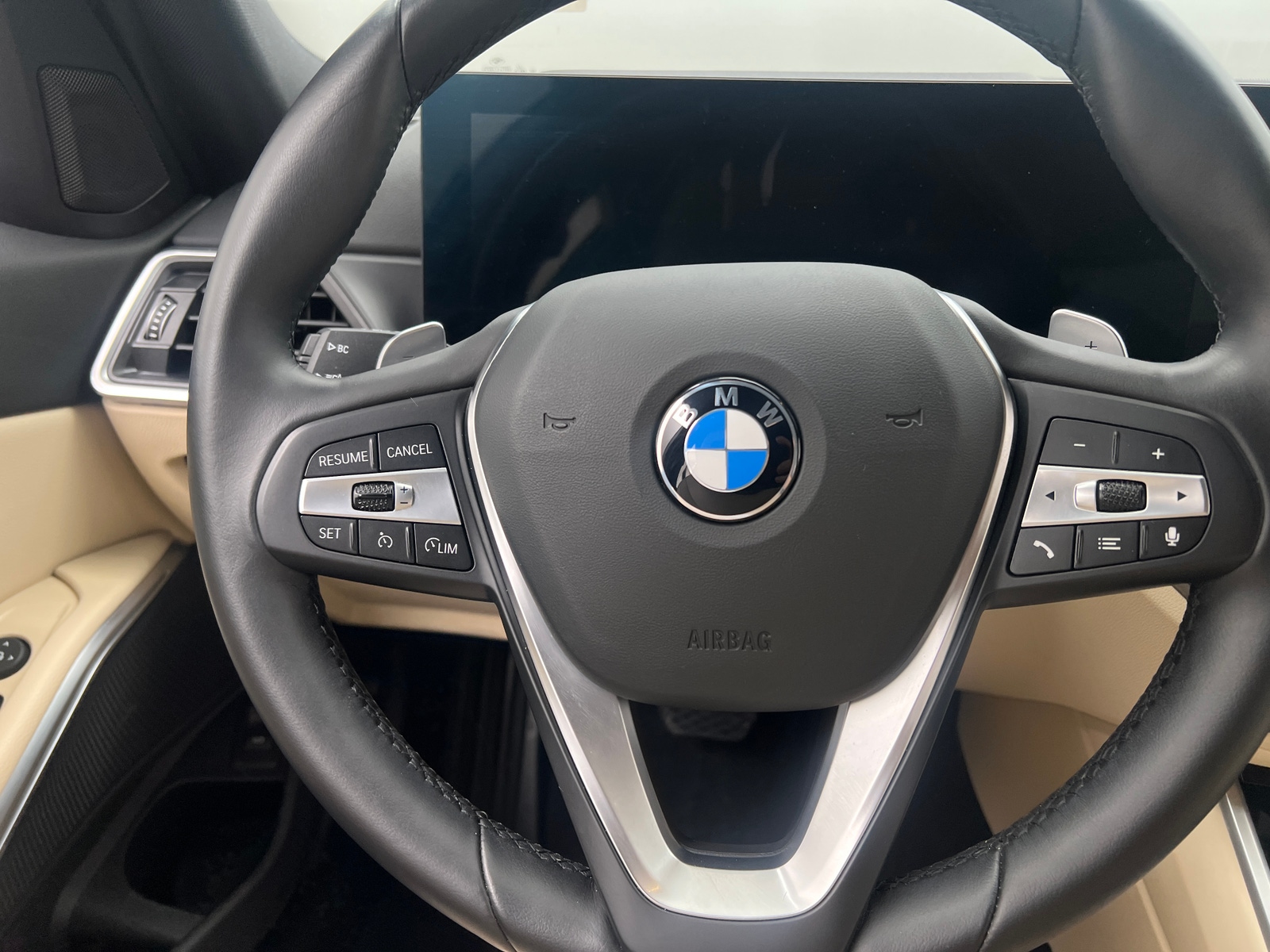 Thumbnail: 2024 BMW 3 Series - 4