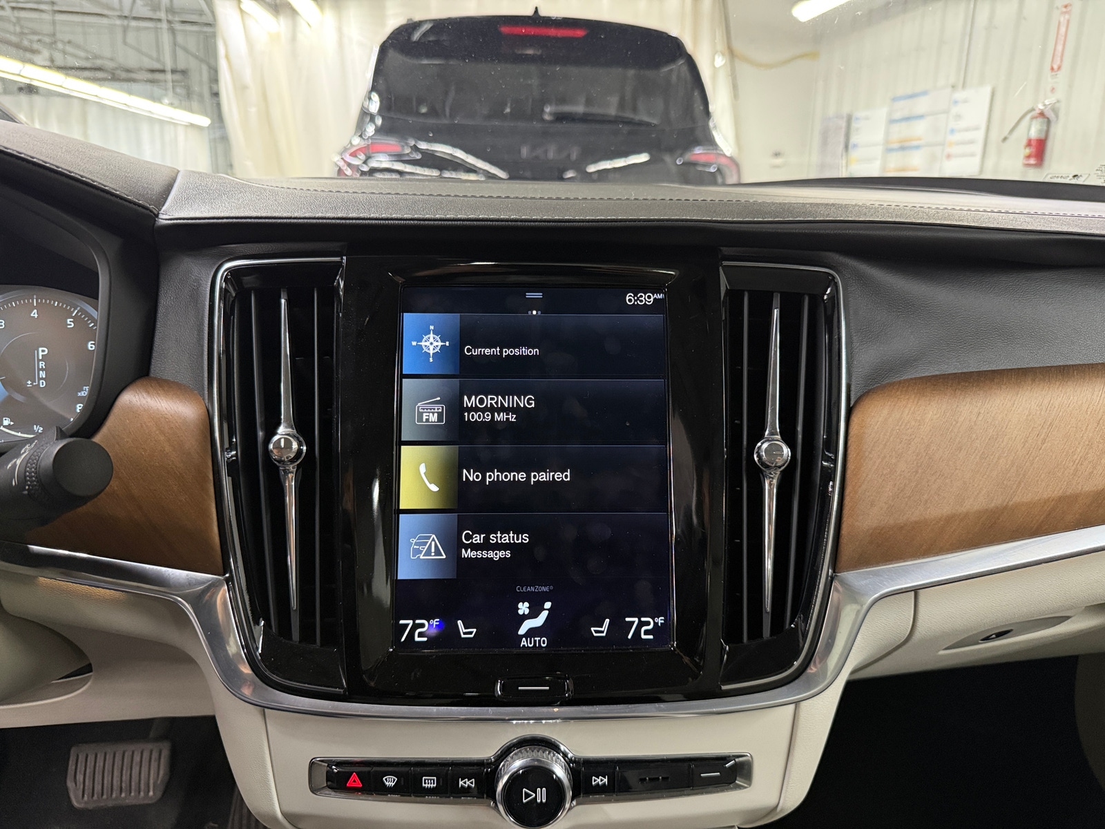 Thumbnail: 2017 Volvo S90 - 3