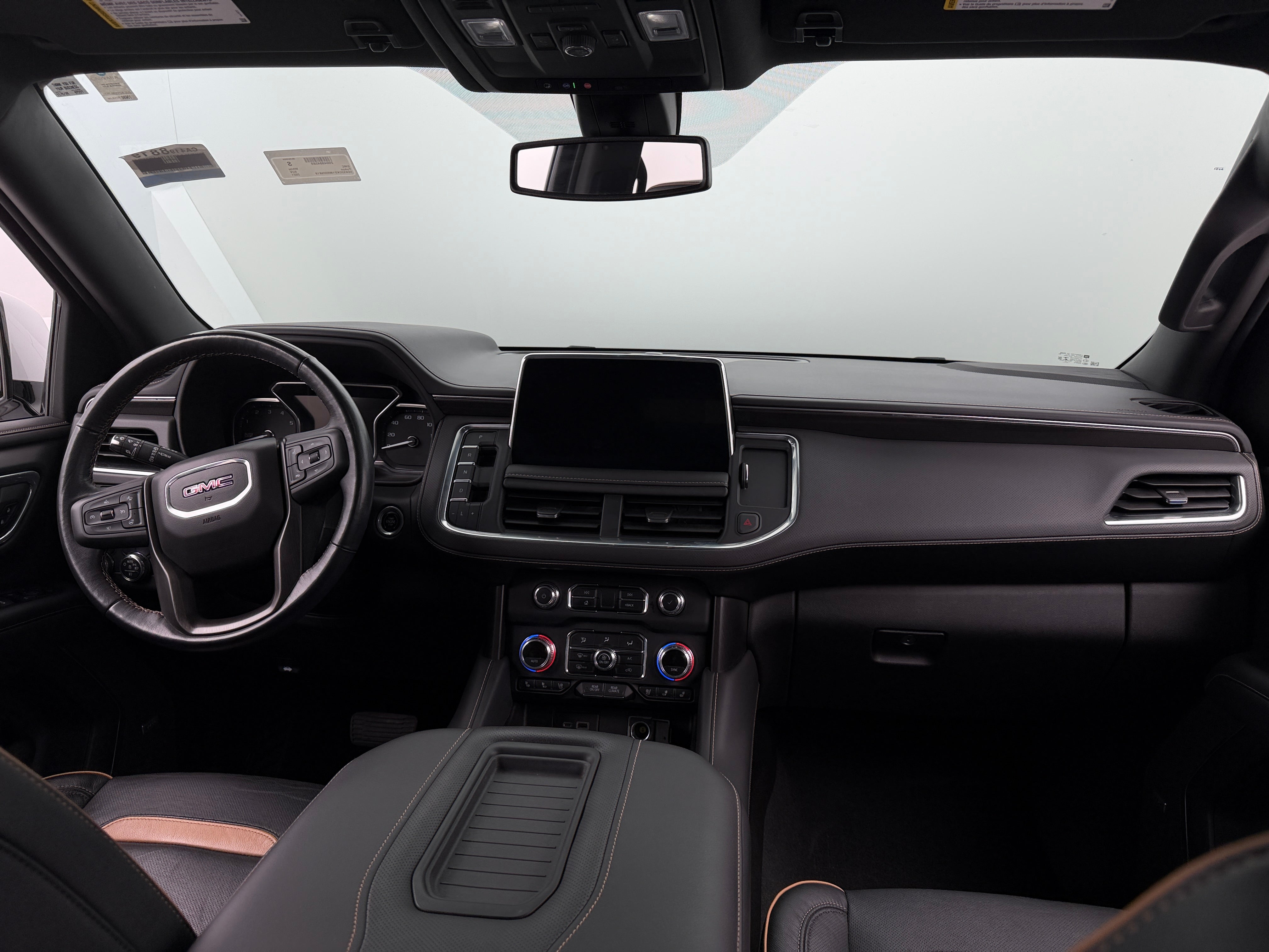 2021 GMC Yukon AT4 - Photo 7