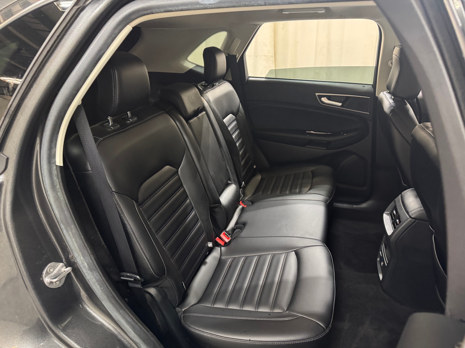 Thumbnail: 2020 Ford Edge - 5