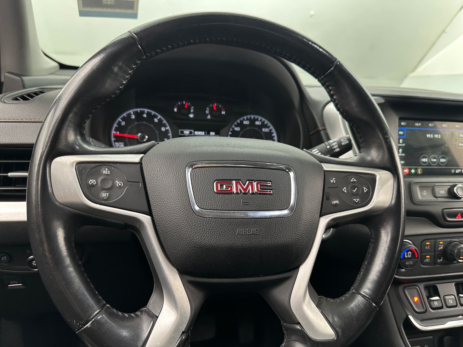 Thumbnail: 2018 GMC Terrain - 5