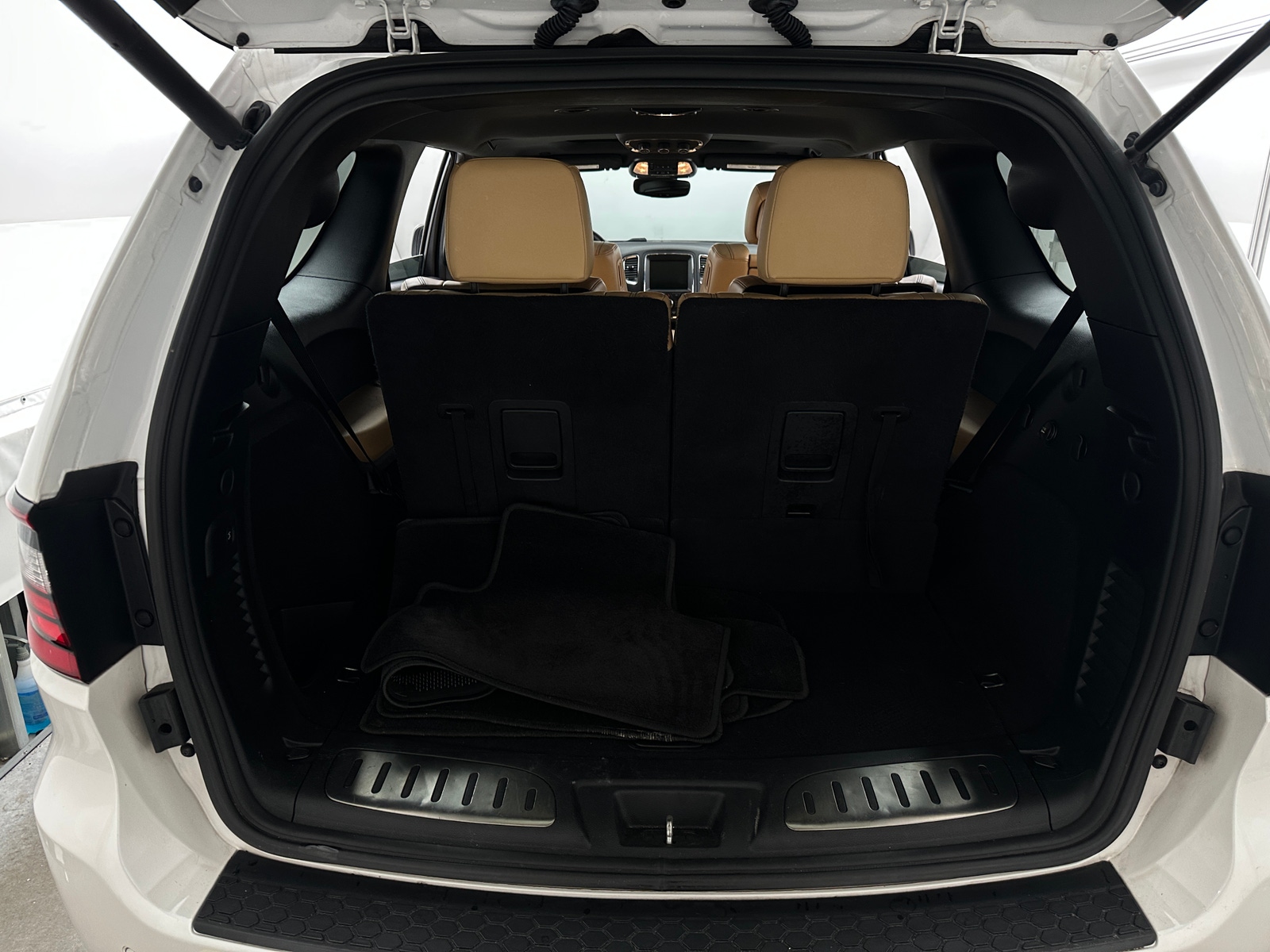 Thumbnail: 2017 Dodge Durango - 6