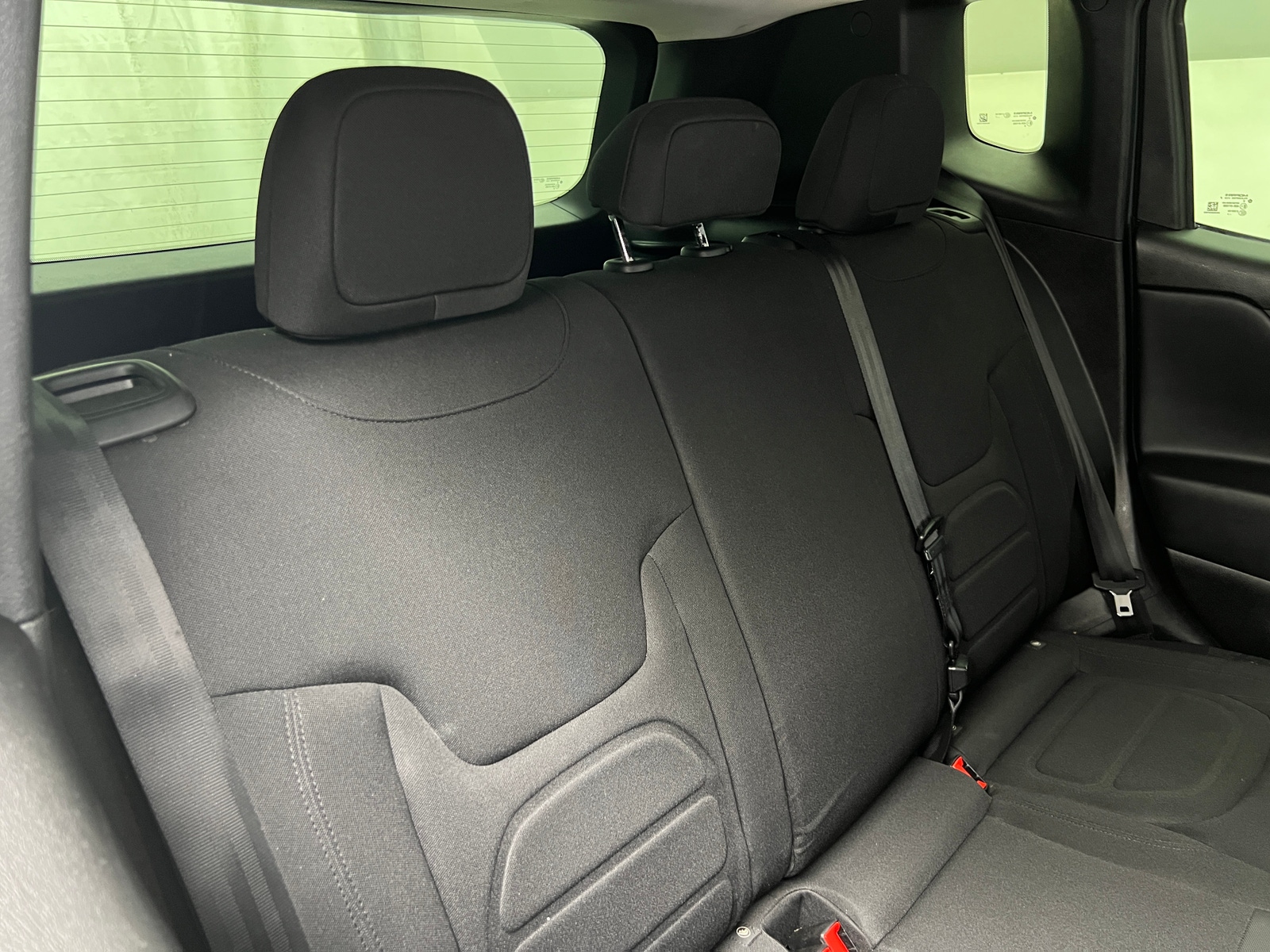 Thumbnail: 2017 Jeep Renegade - 6