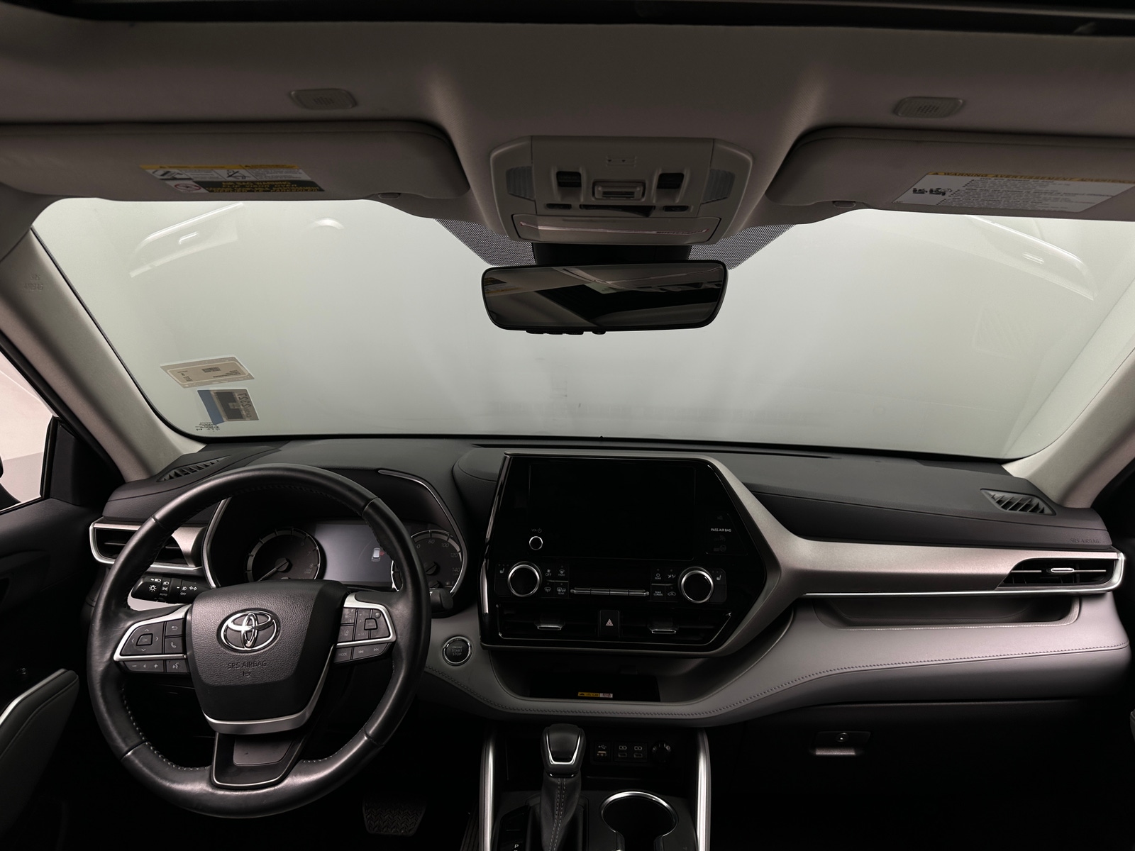 Thumbnail: 2023 Toyota Highlander - 2