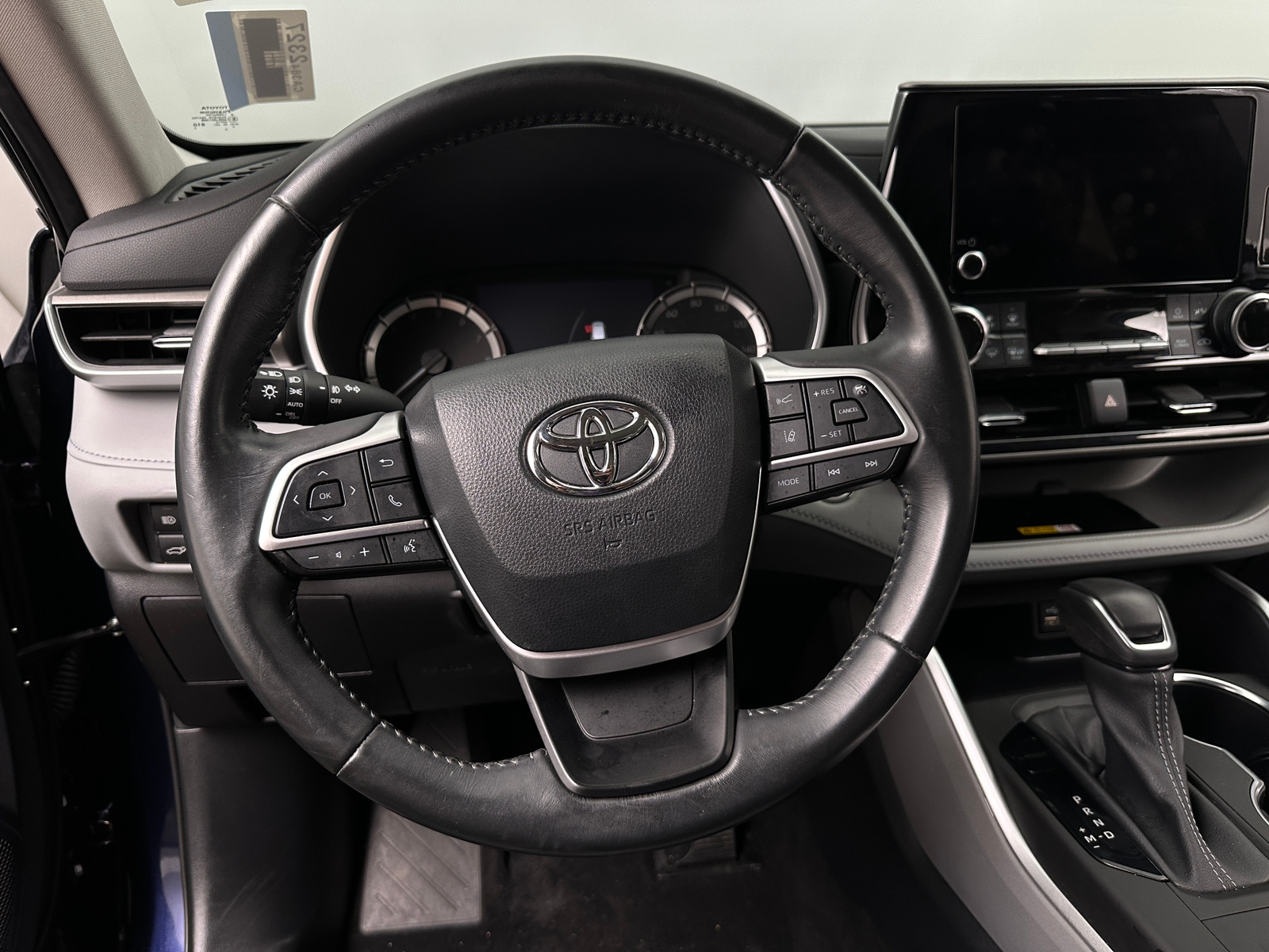 Thumbnail: 2023 Toyota Highlander - 4